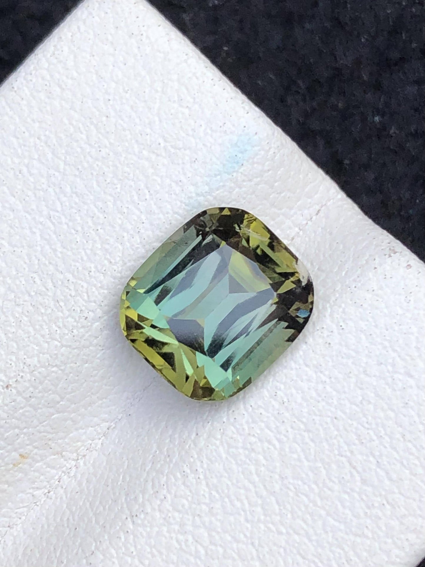 3.55 CTs blue green tourmaline faceted natural