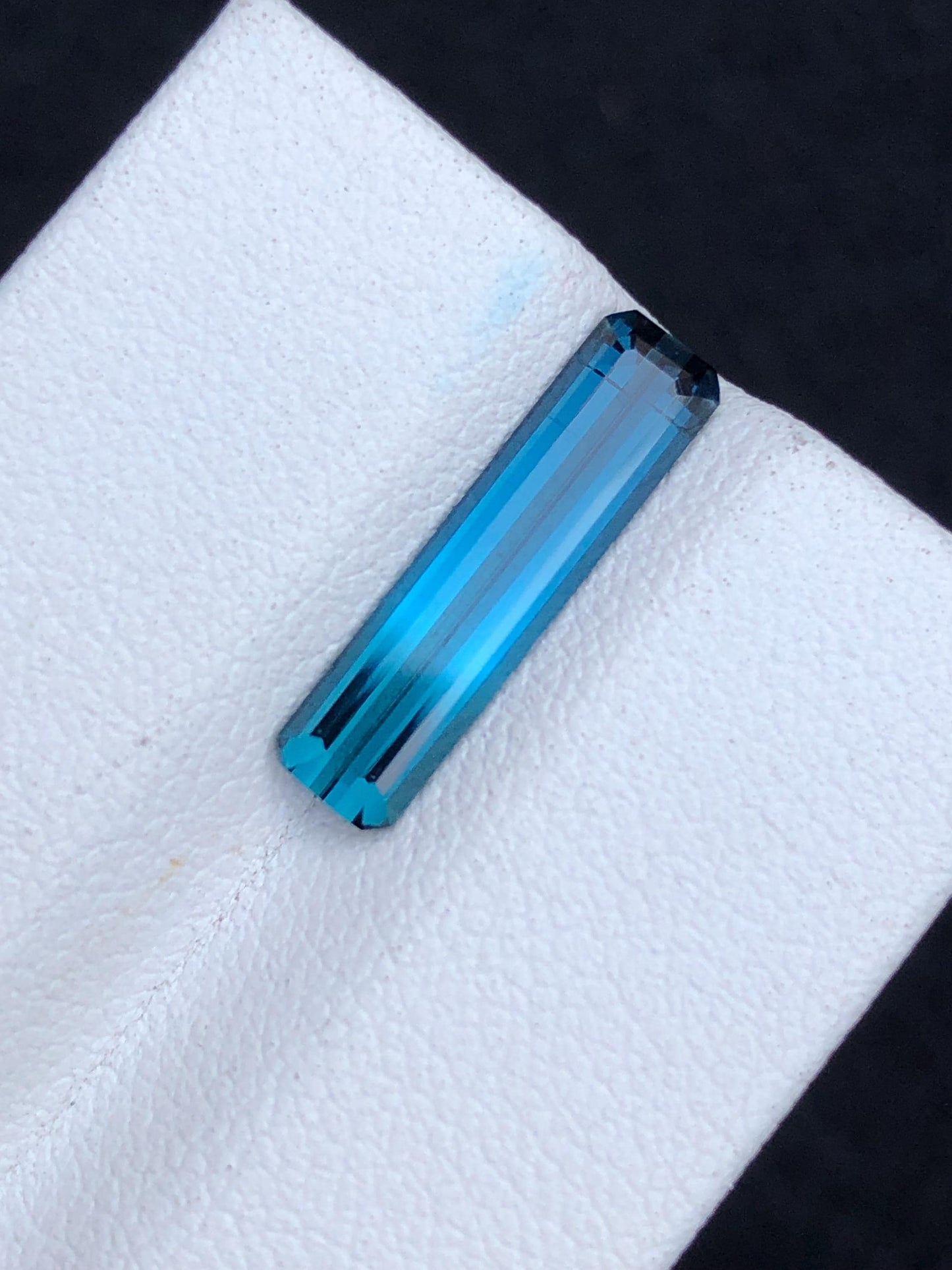 2.35 ct neon blue bi colour tourmaline faceted natural