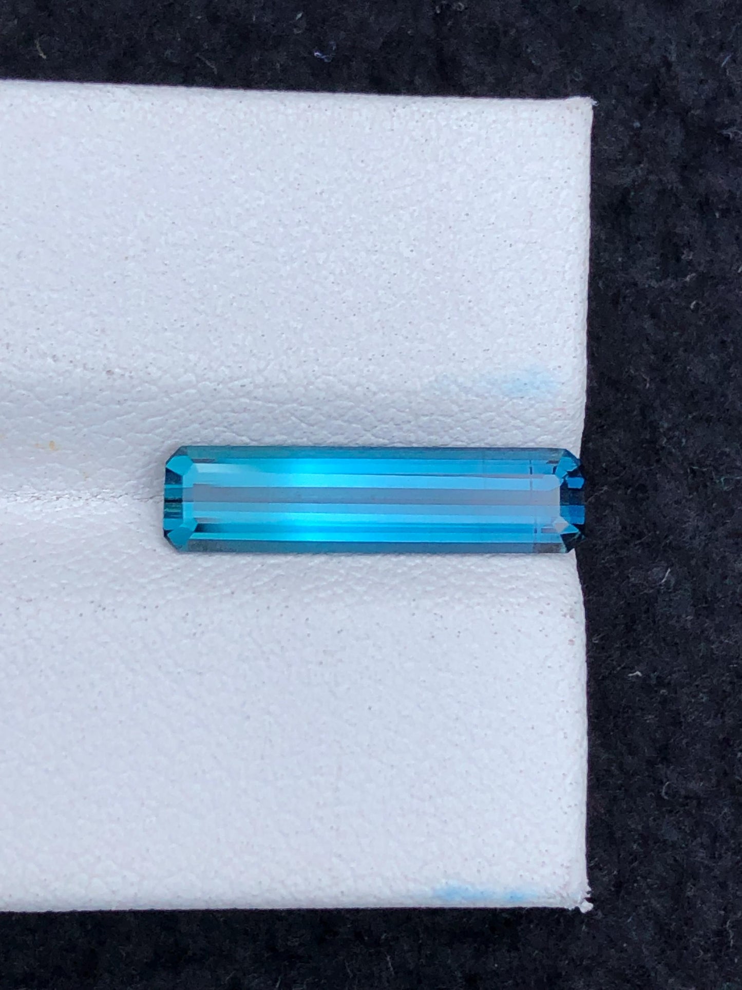 2.35 ct neon blue bi colour tourmaline faceted natural