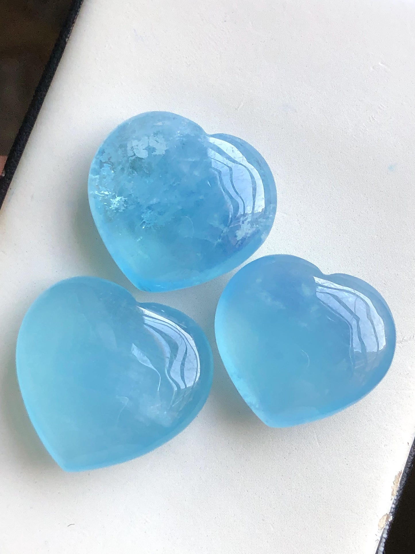 113.30 carats Aquamarine cabochons lot