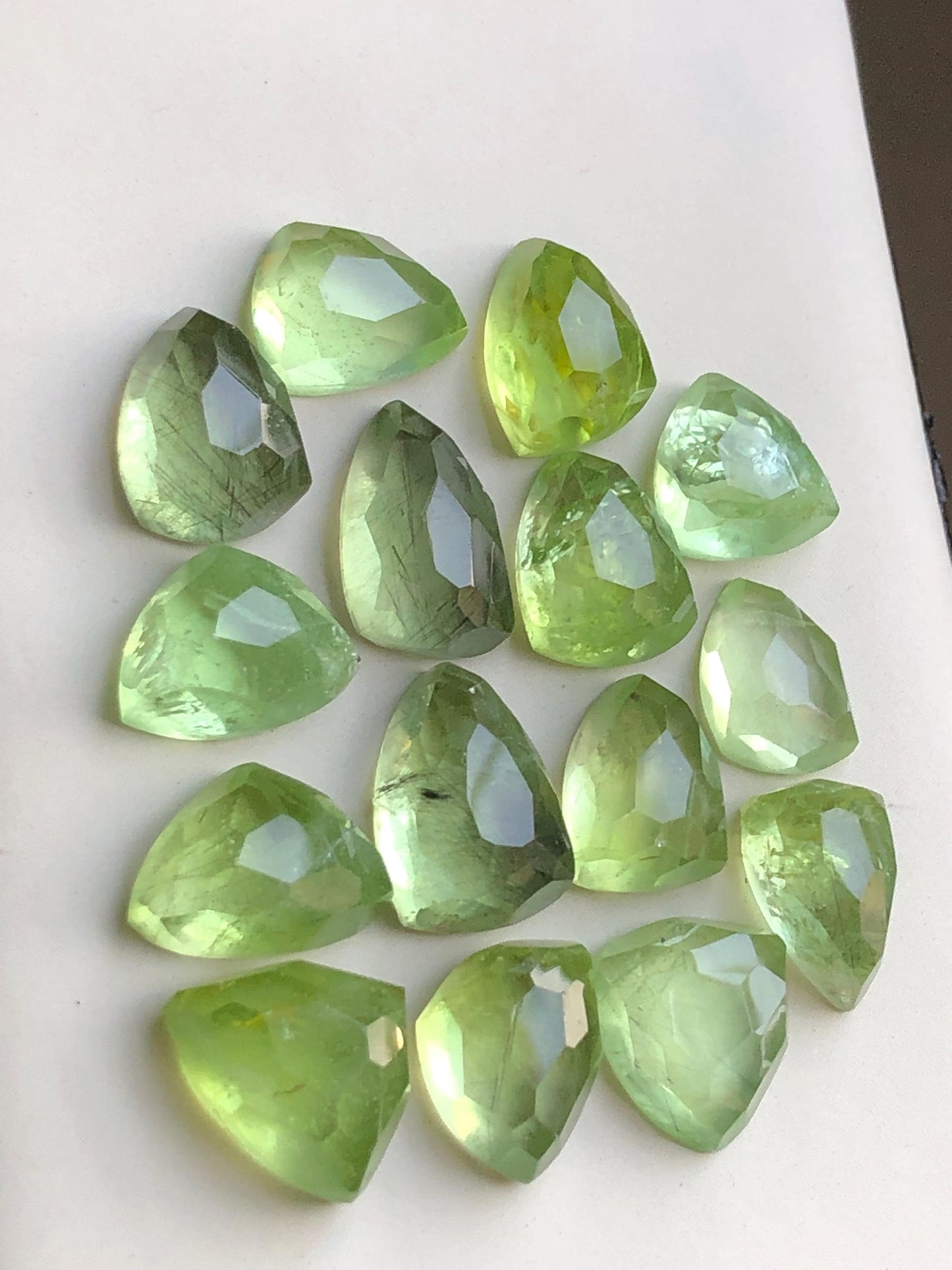 91.80 carats Peridot rose cuts lot