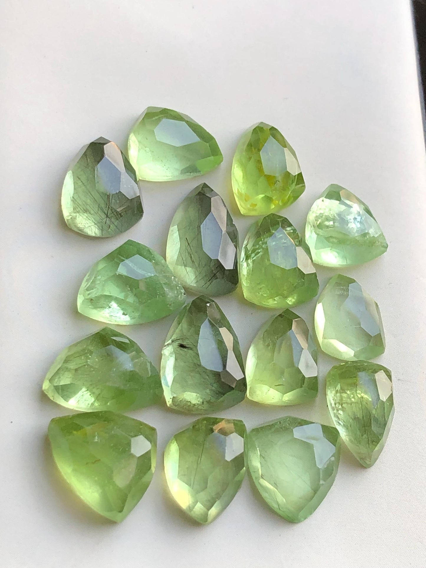 91.80 carats Peridot rose cuts lot