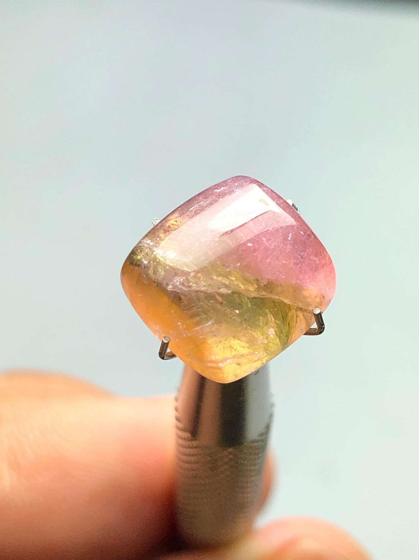 7.90 cts bi colour tourmaline cabochon flat back