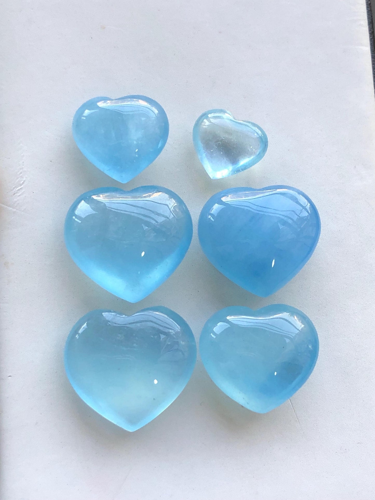 88.50 carats Aquamarine cabochons lot