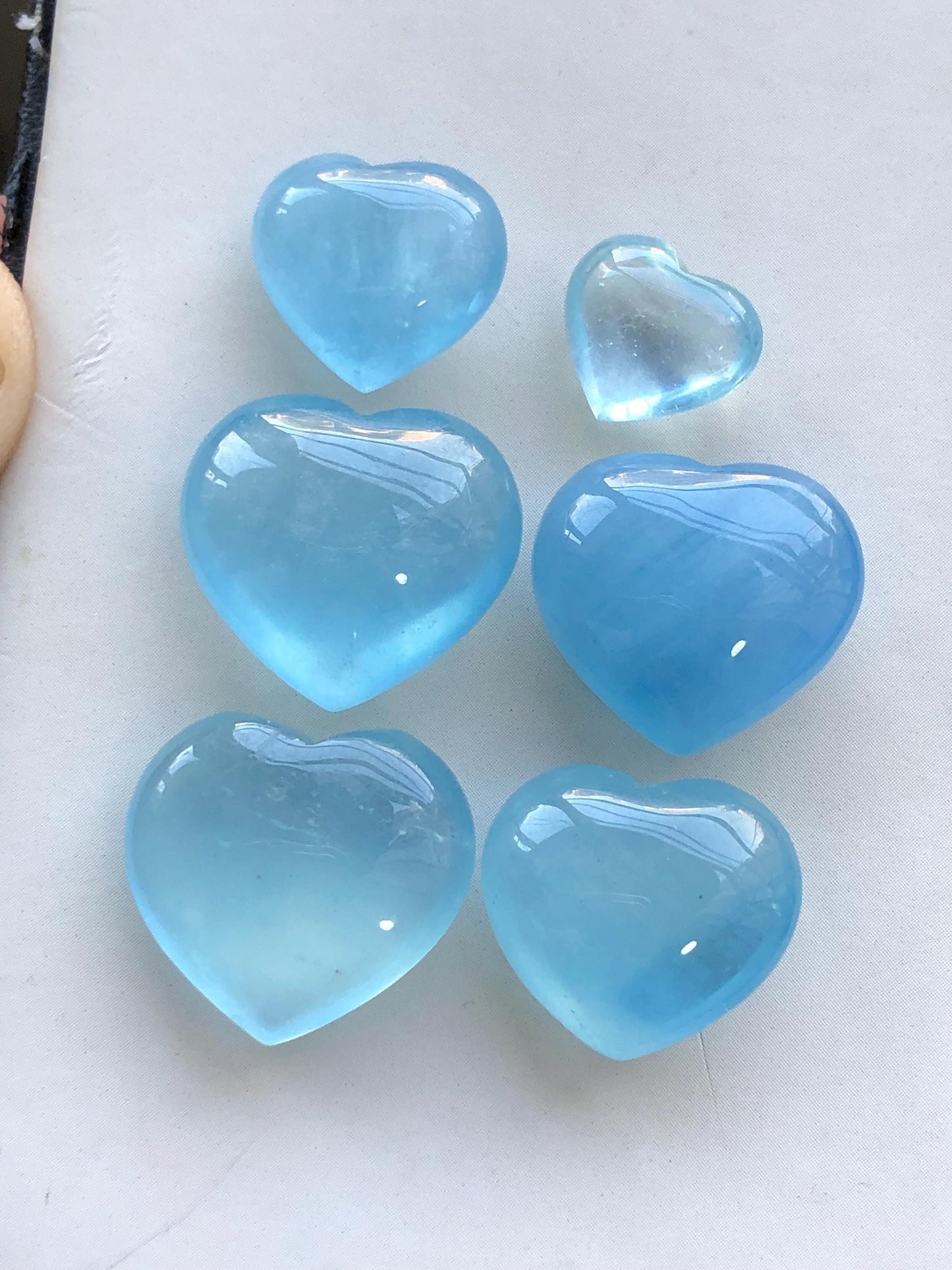 88.50 carats Aquamarine cabochons lot