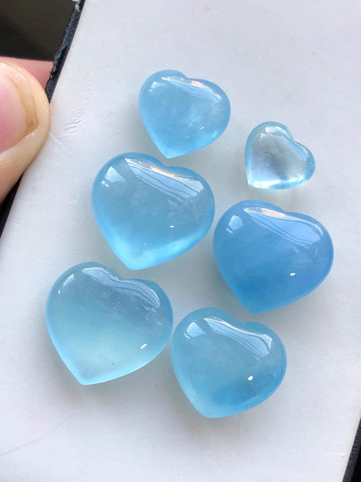 88.50 carats Aquamarine cabochons lot