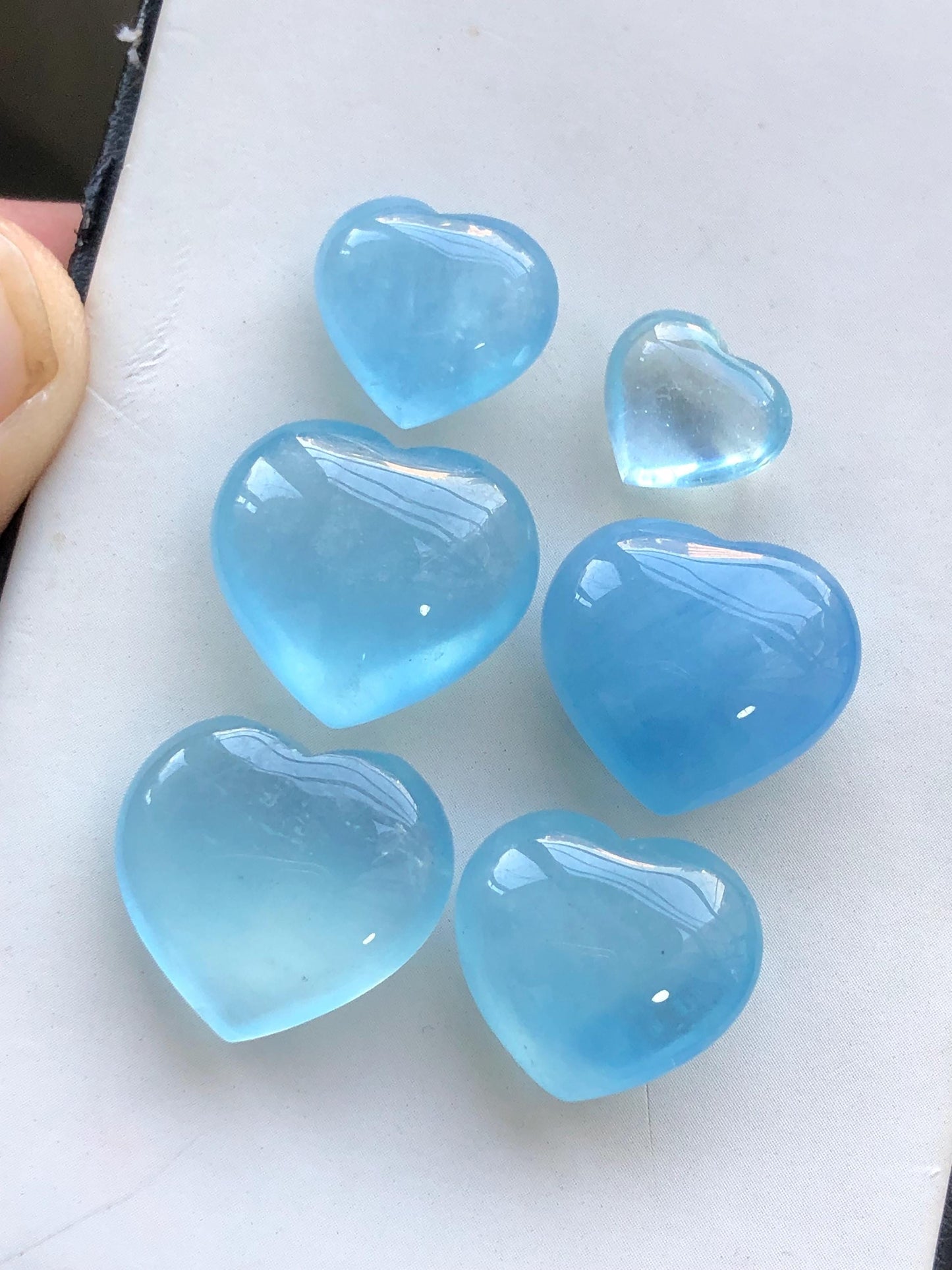 88.50 carats Aquamarine cabochons lot