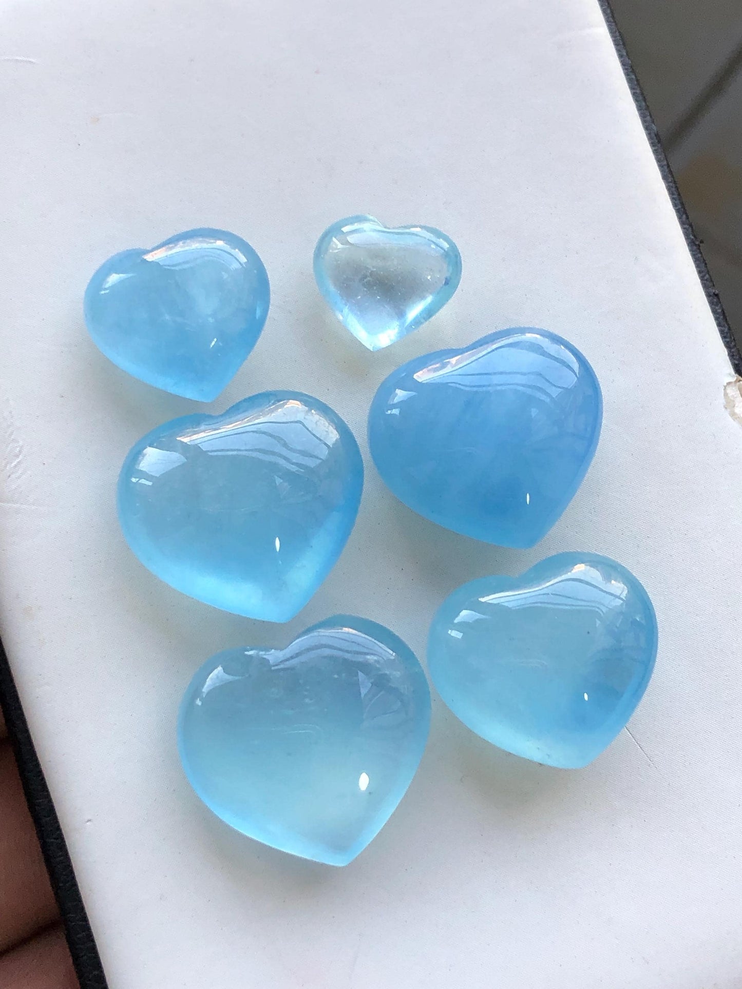 88.50 carats Aquamarine cabochons lot