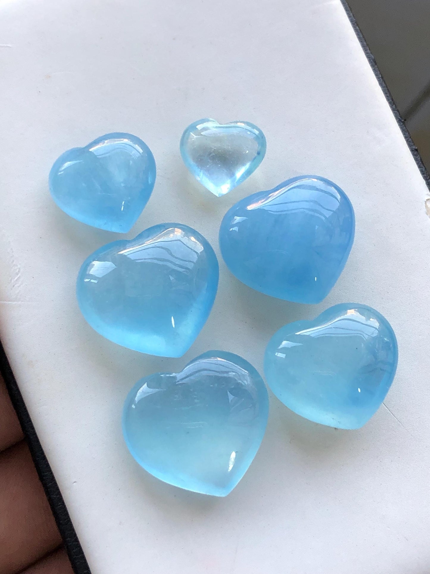 88.50 carats Aquamarine cabochons lot