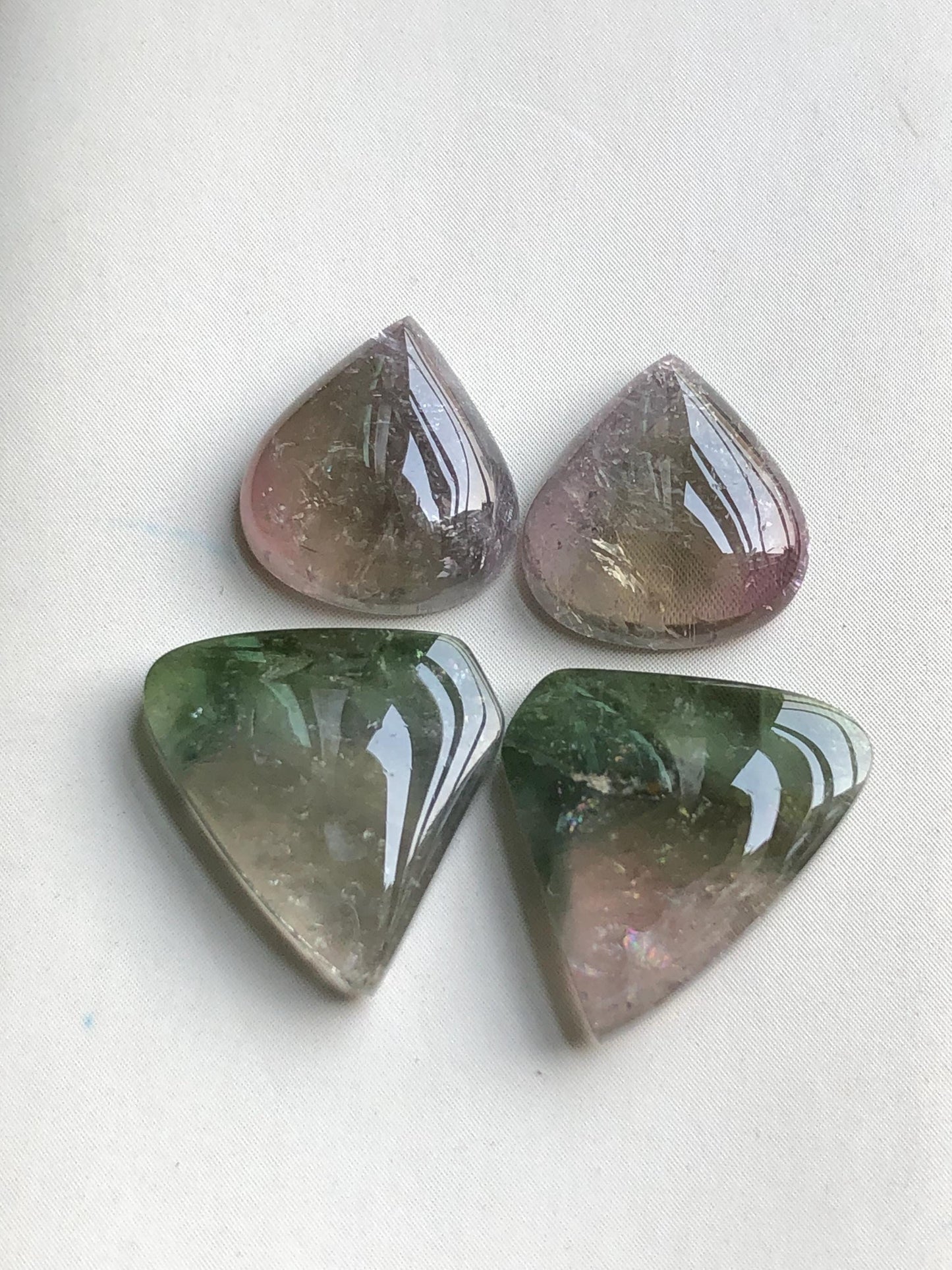 18 carats very beautiful natural tourmaline pairs smaller pair:11.5mm longer pair14mm