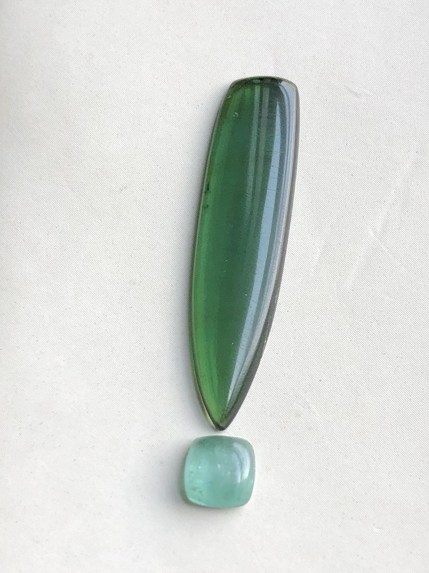 6.90 carats drop shape long tourmaline cabochons perfect for pendant ,pendant,tourmaline pendant,tourmaline jewellery,tourmaline necklace