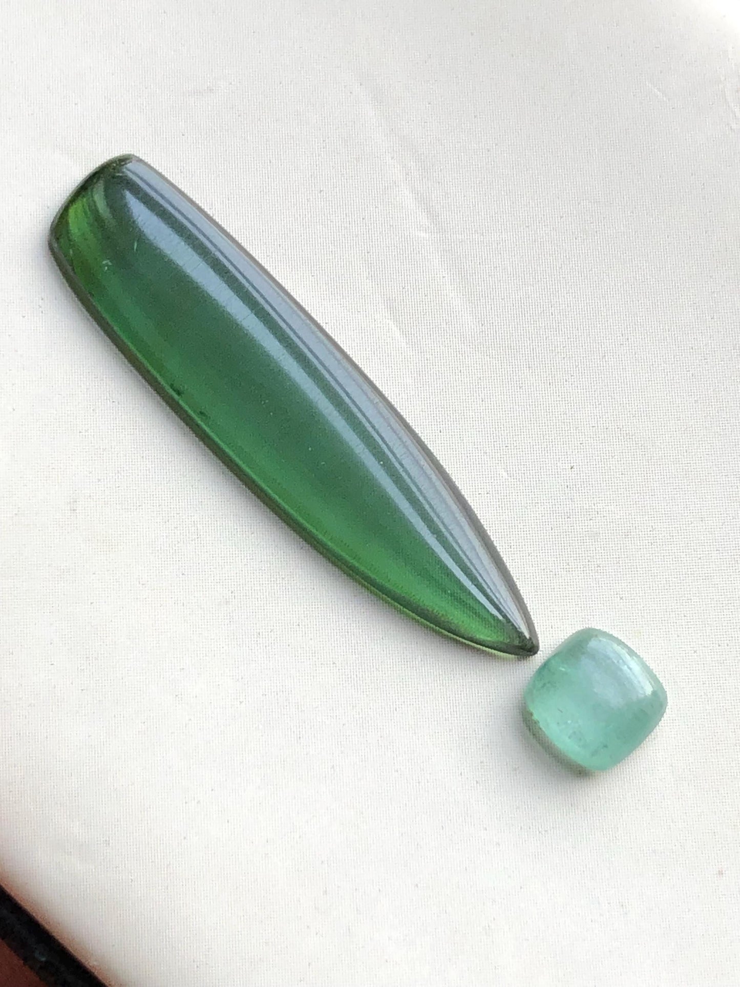 6.90 carats drop shape long tourmaline cabochons perfect for pendant ,pendant,tourmaline pendant,tourmaline jewellery,tourmaline necklace