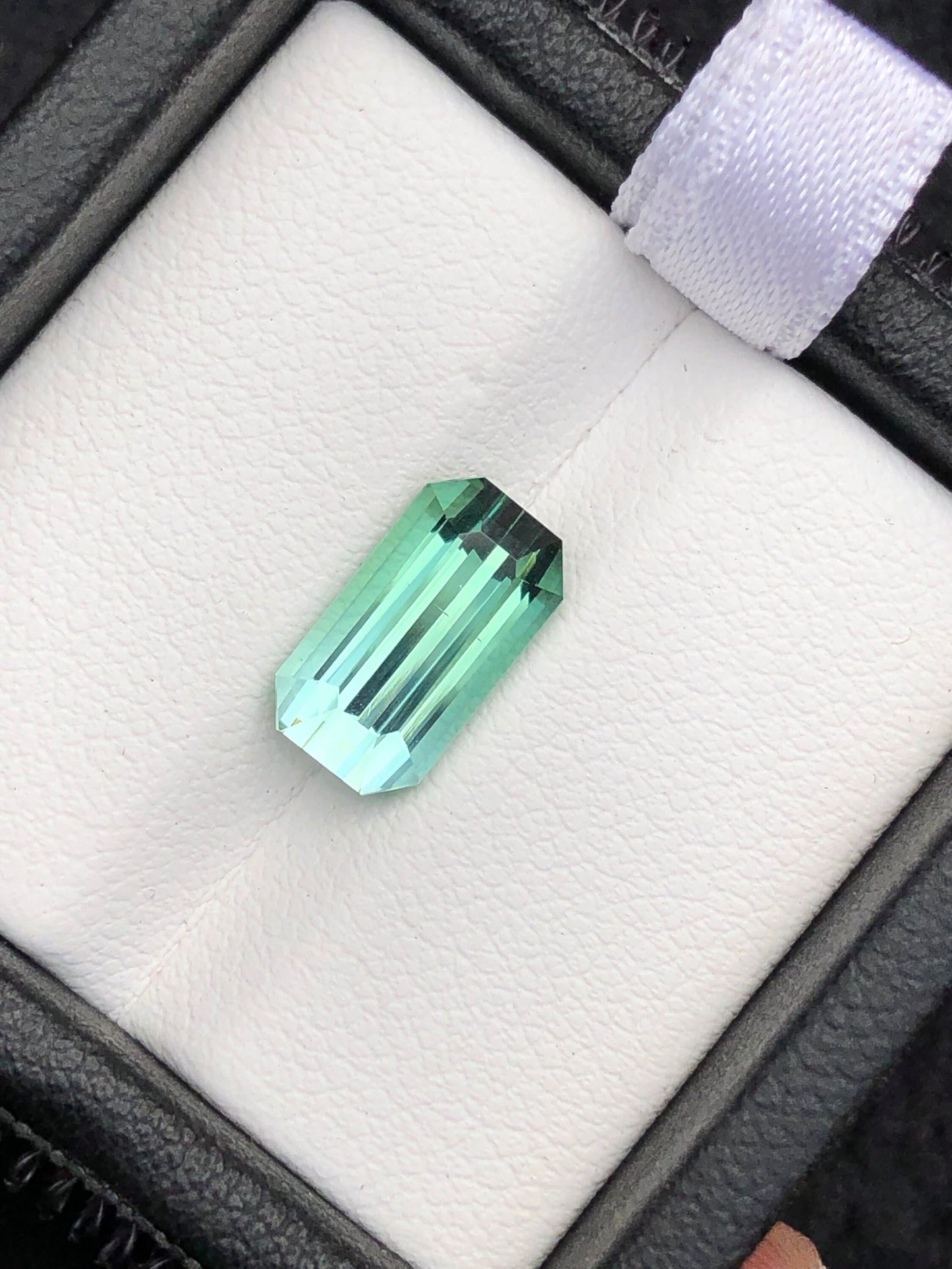 Green Tourmaline Faceted 2.95 ct - Natural Gemstone for Jewelry from Afghanistan