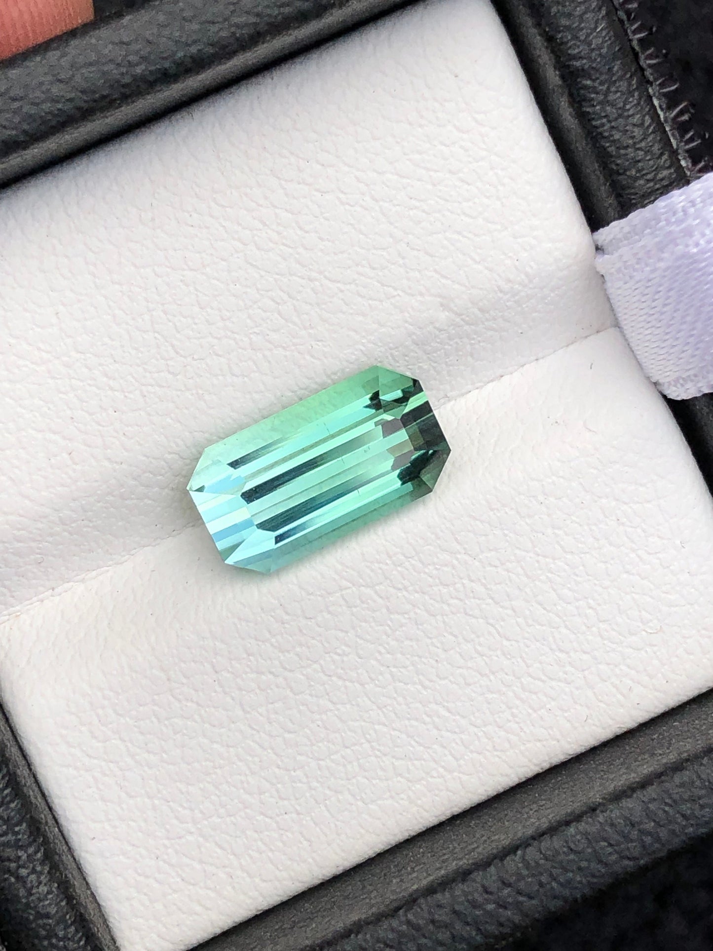 Green Tourmaline Faceted 2.95 ct - Natural Gemstone for Jewelry from Afghanistan