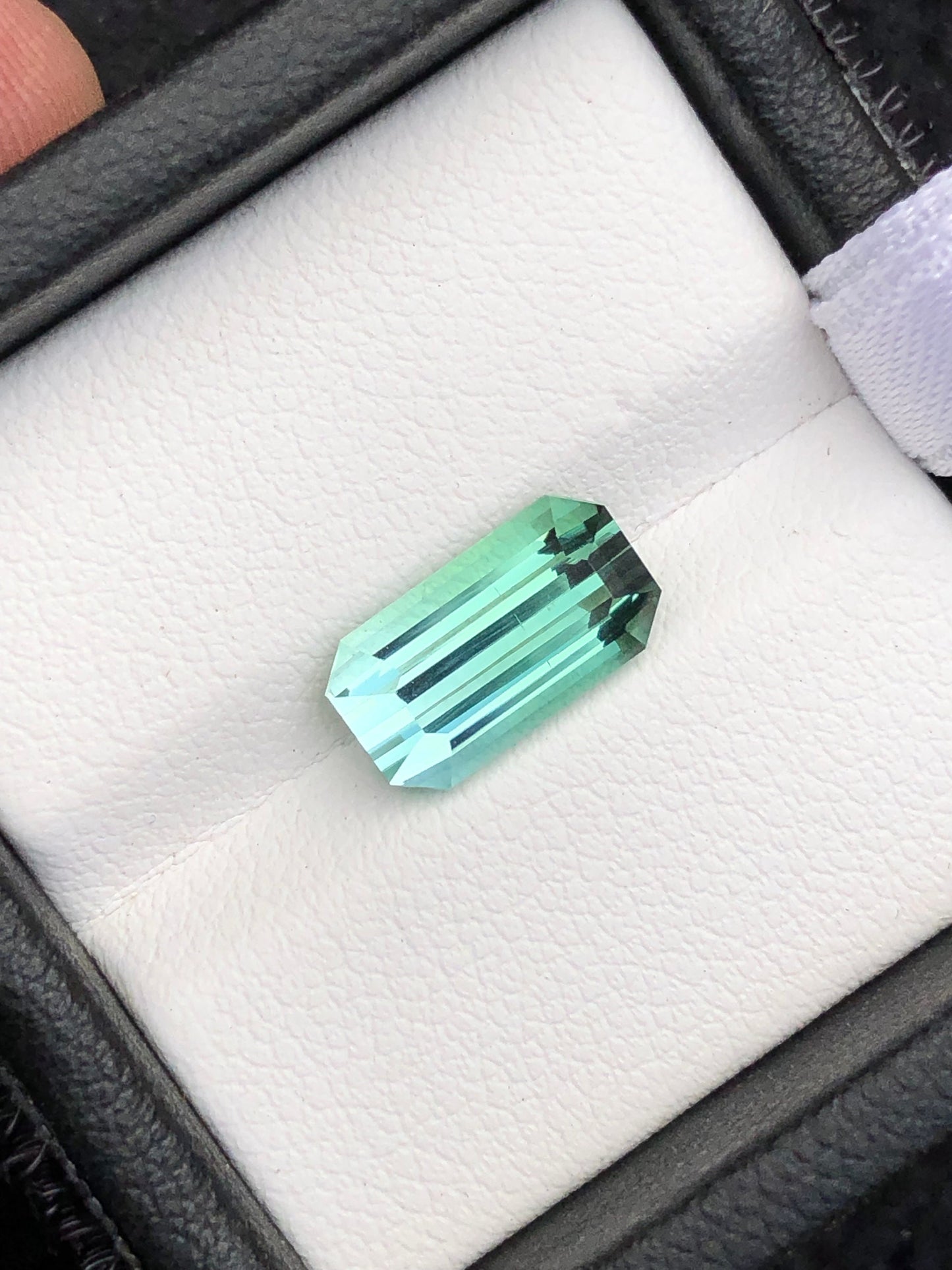 Green Tourmaline Faceted 2.95 ct - Natural Gemstone for Jewelry from Afghanistan