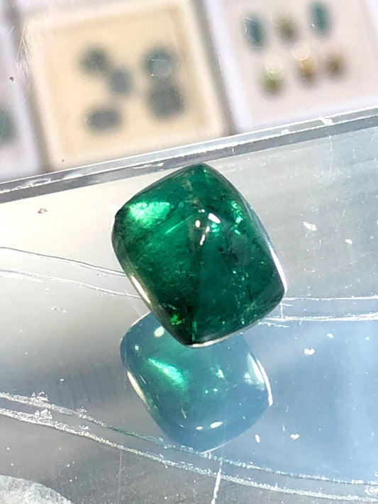 Dark Green Tourmaline Cabochon 10.70 ct - Sugar Loaf Flat Back Gem