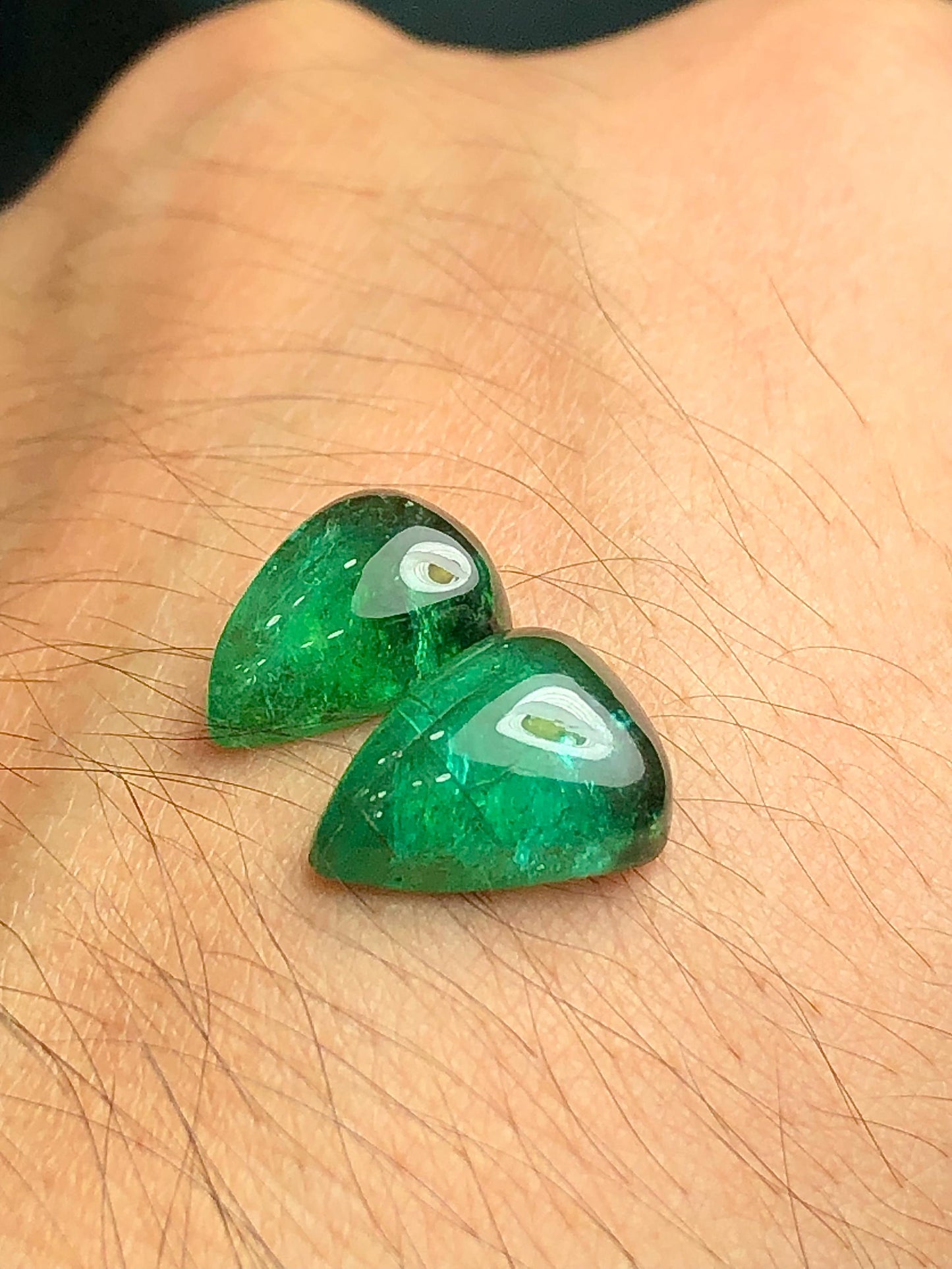 Green Tourmaline Cabochon 9.40 ct - Polished Stone for Healing Jewelry