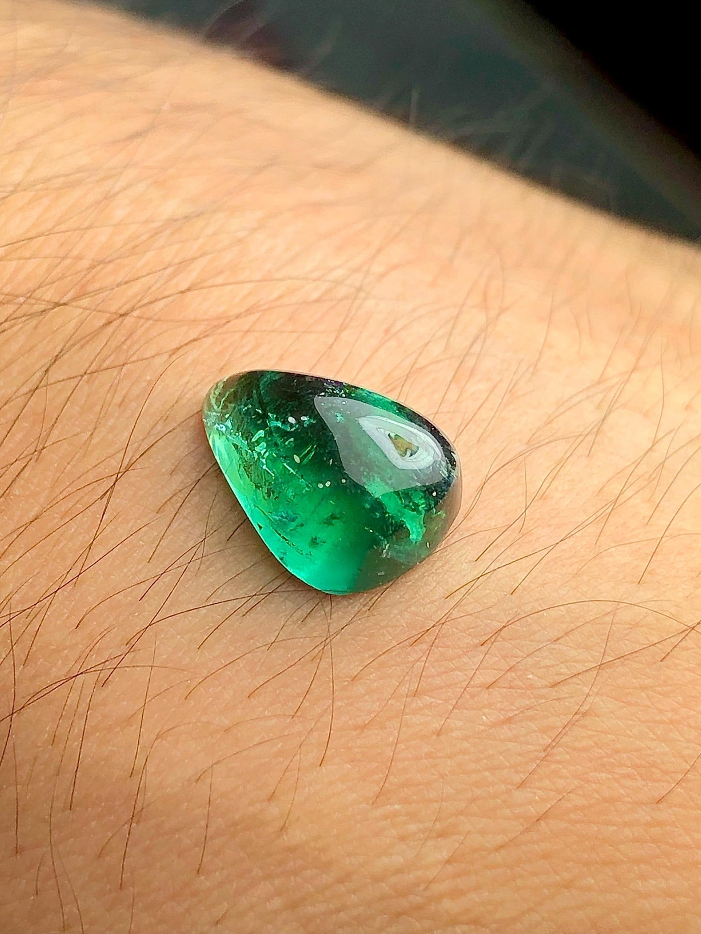 Green Tourmaline Cabochon 6.50 ct - Smooth Gem for Natural Energy Designs