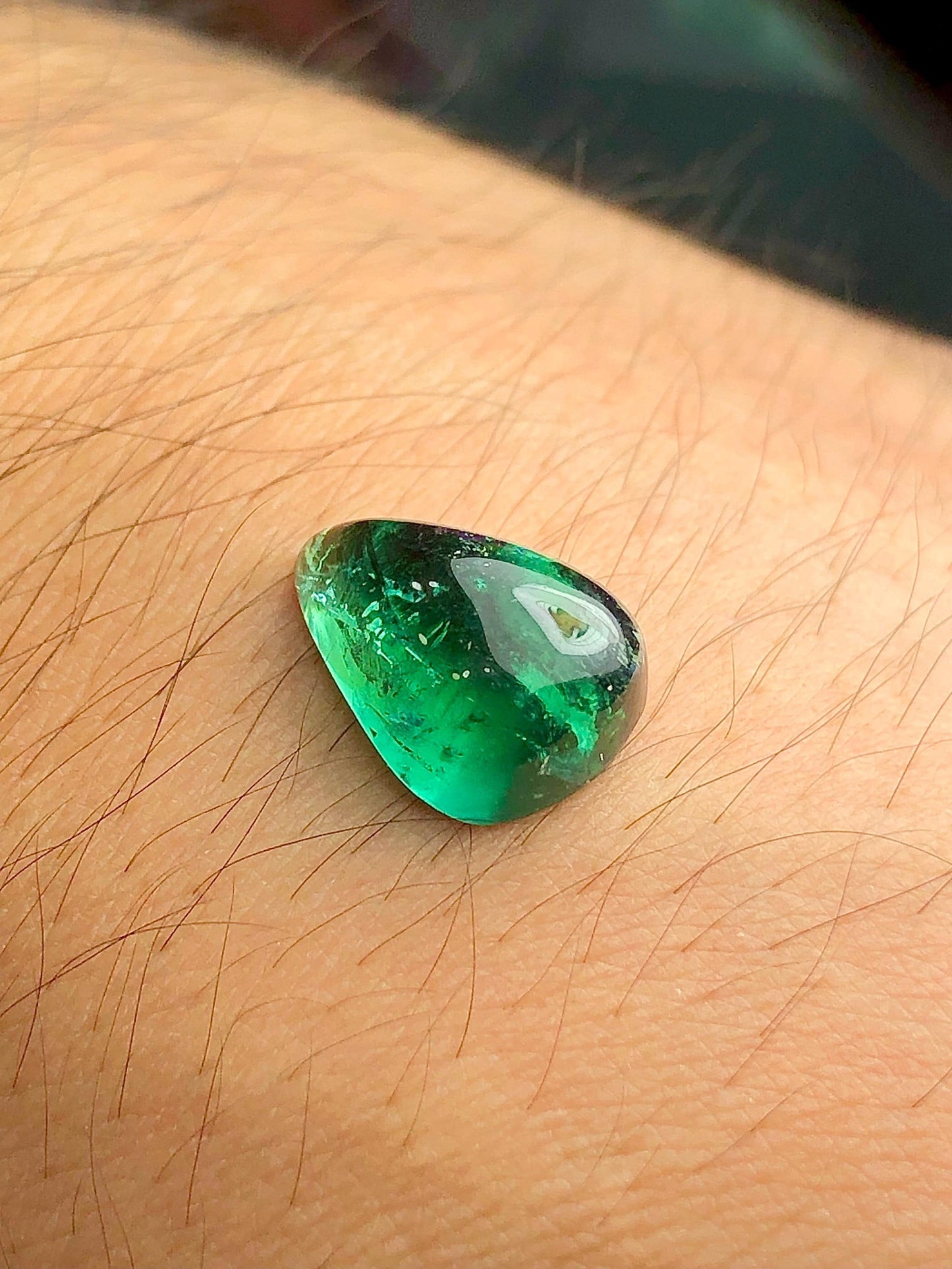 Green Tourmaline Cabochon 6.50 ct - Smooth Gem for Natural Energy Designs