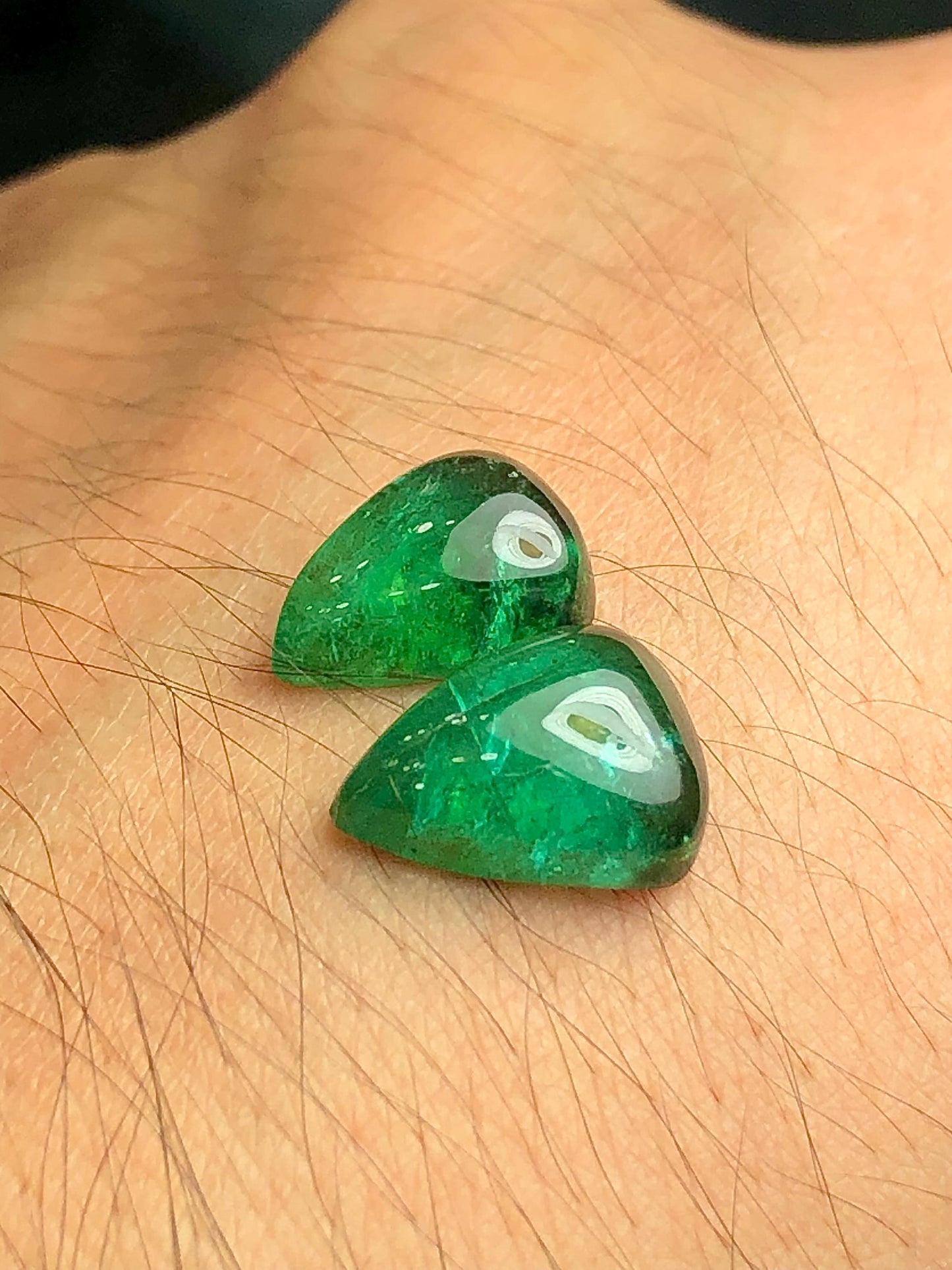 Green Tourmaline Cabochon 9.40 ct - Polished Stone for Healing Jewelry