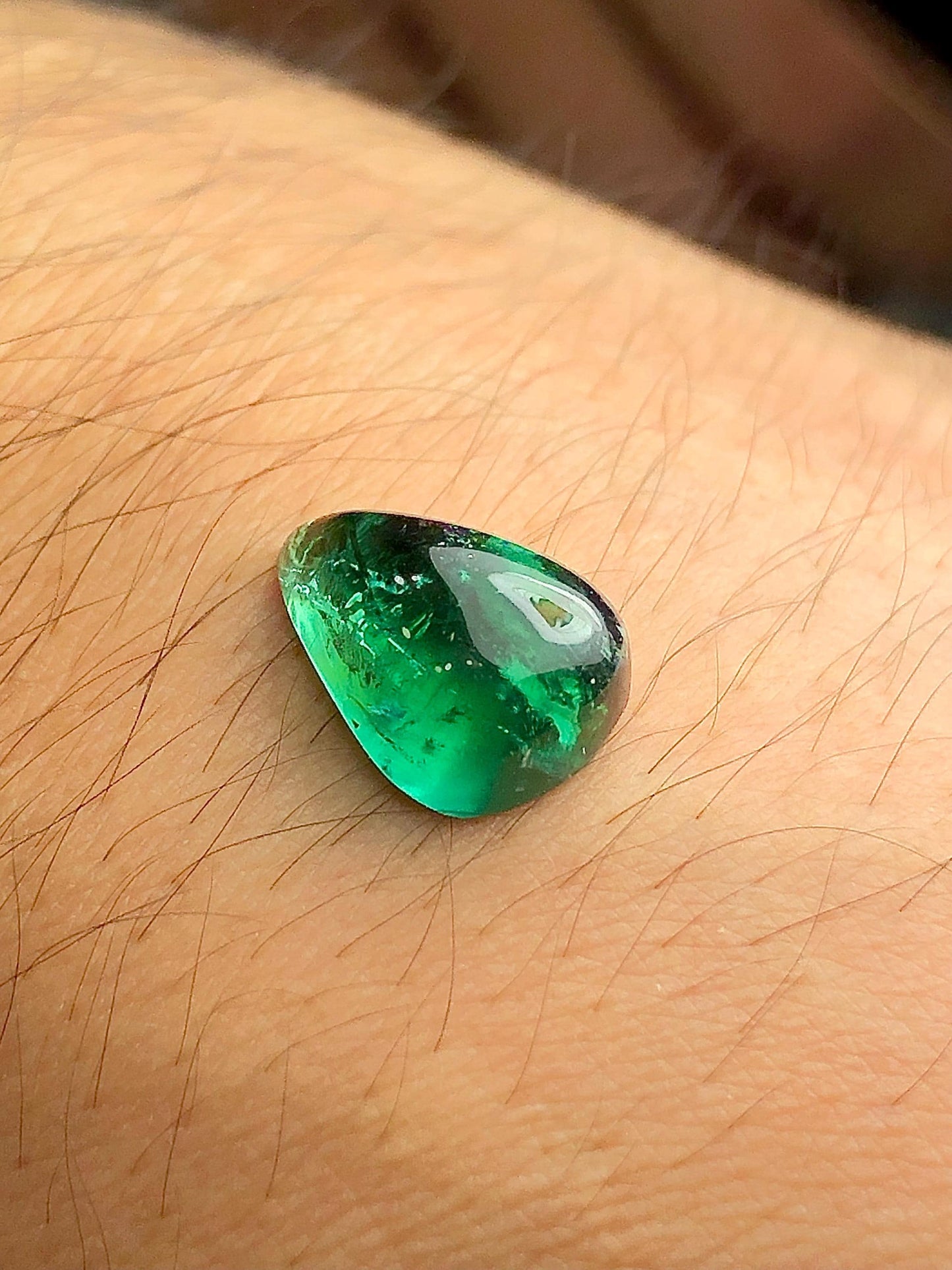 Green Tourmaline Cabochon 6.50 ct - Smooth Gem for Natural Energy Designs