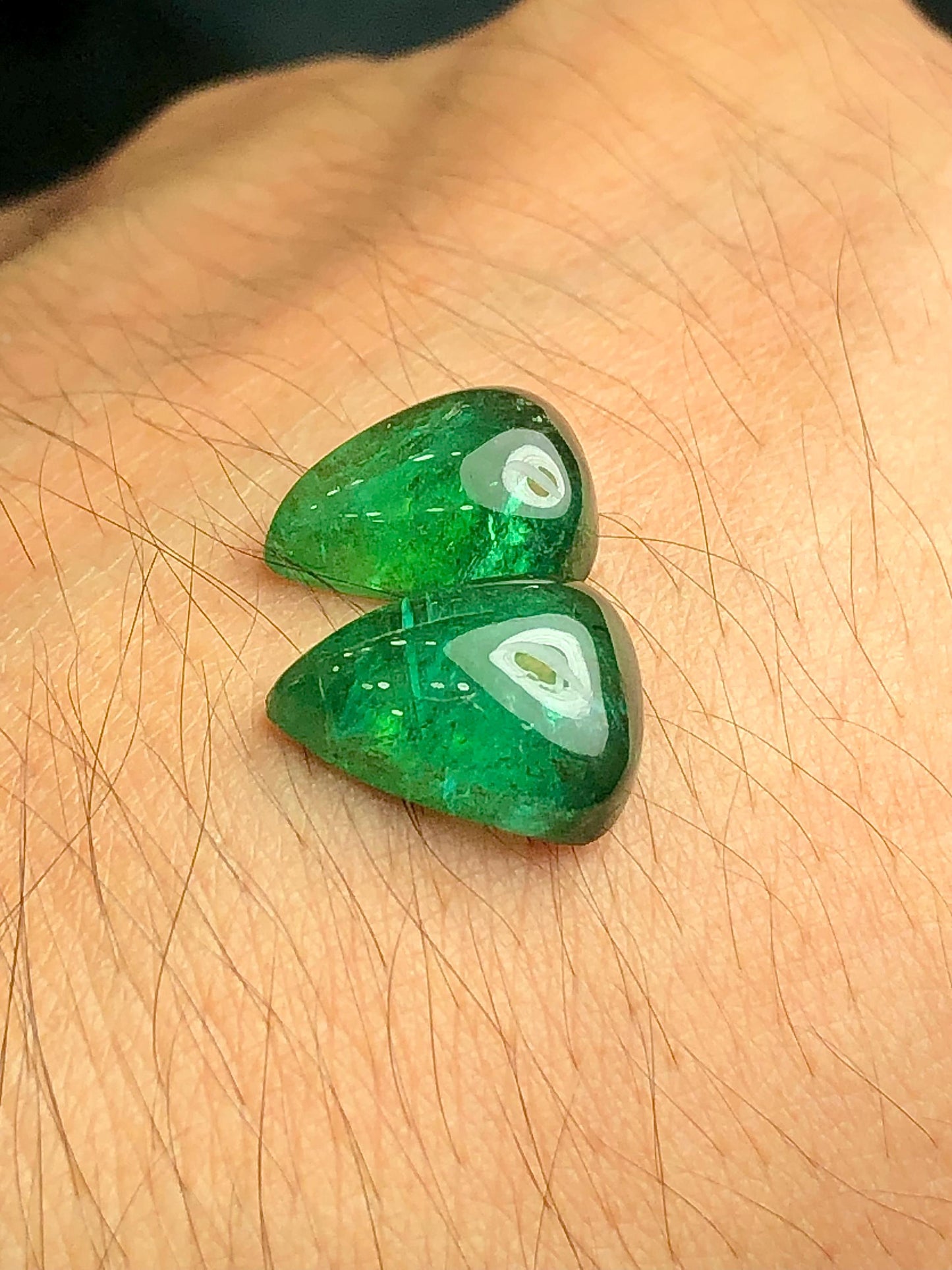 Green Tourmaline Cabochon 9.40 ct - Polished Stone for Healing Jewelry