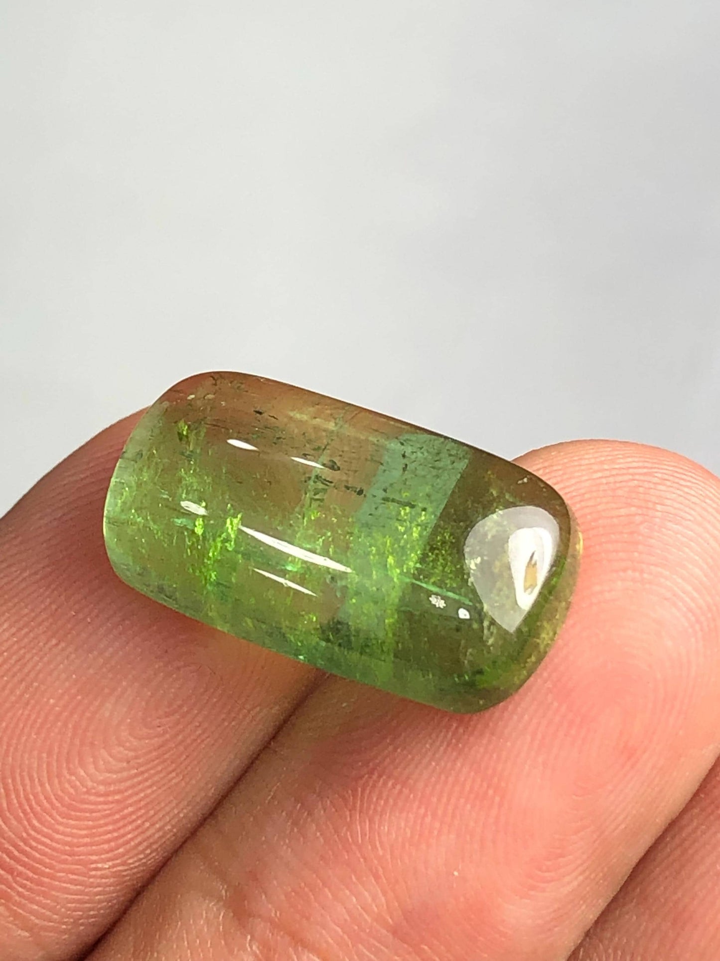 Green Tourmaline Cabochon 12.60 ct - Flat Back Gem for Custom Jewelry