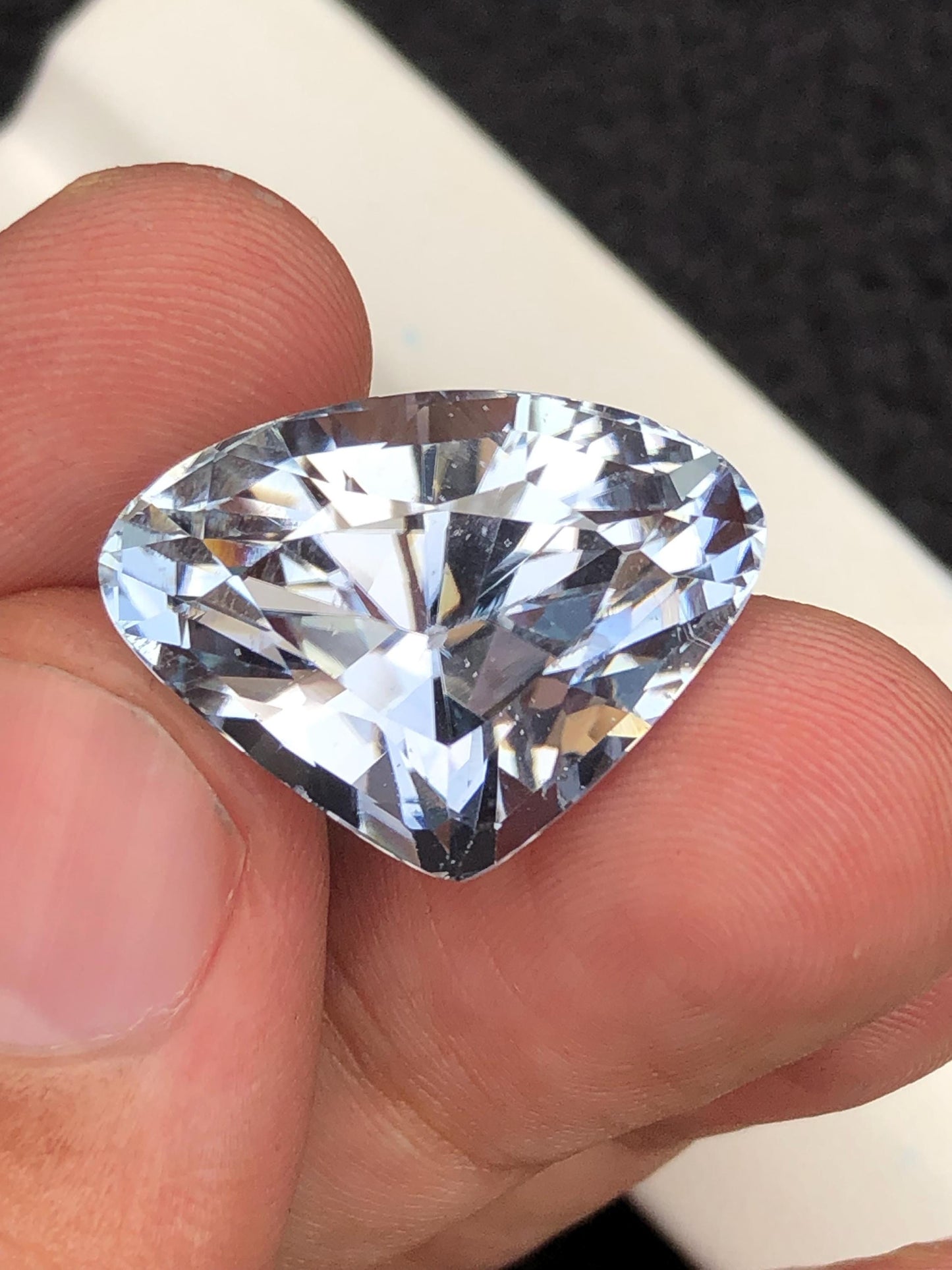 Kunzite Faceted Heart 37 ct - Soft Pink Gem 18×25×14 mm