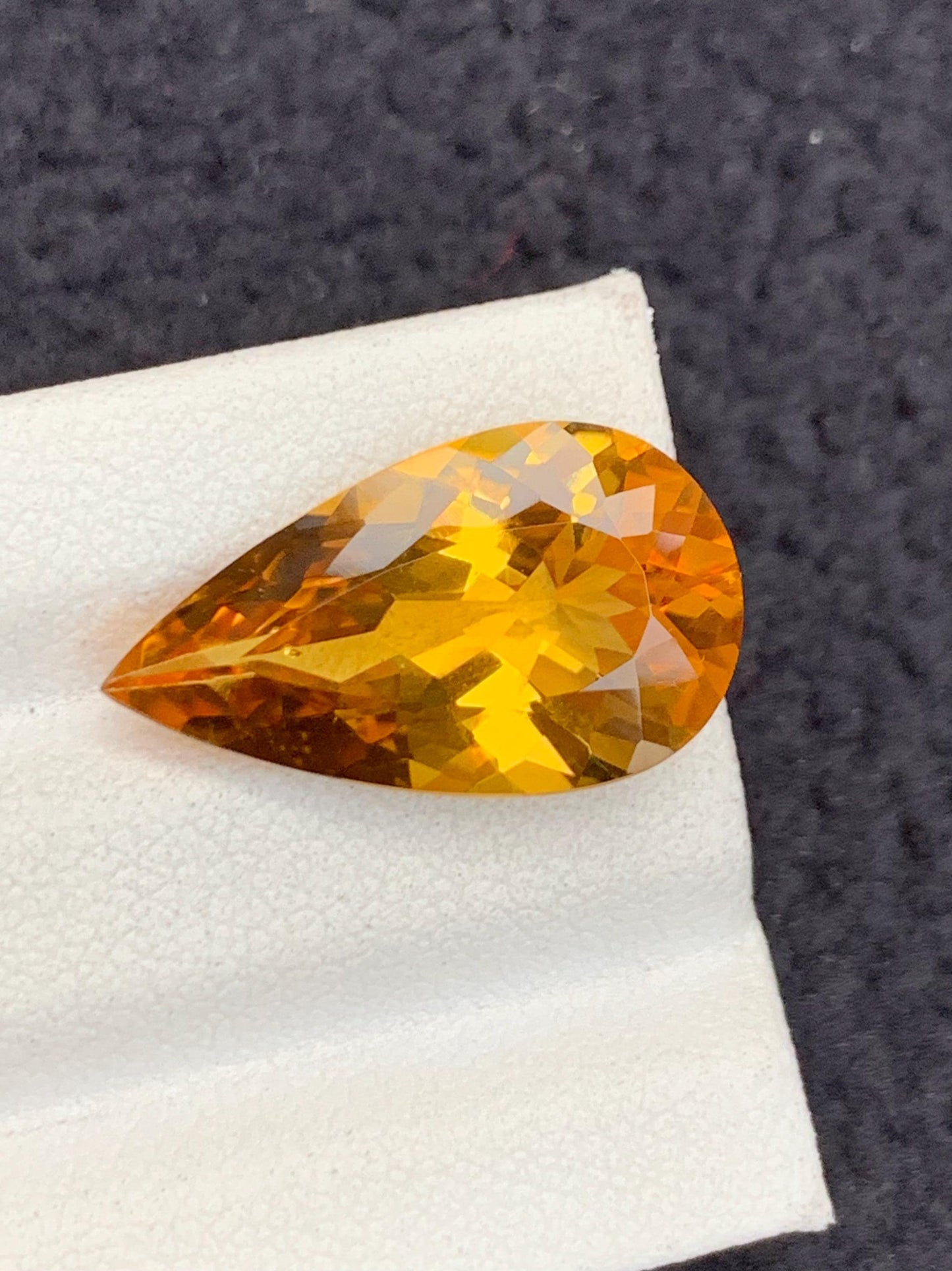 Golden Beryl Cabochon 8.10 ct - Drop Shape Gem for Pendant Jewelry