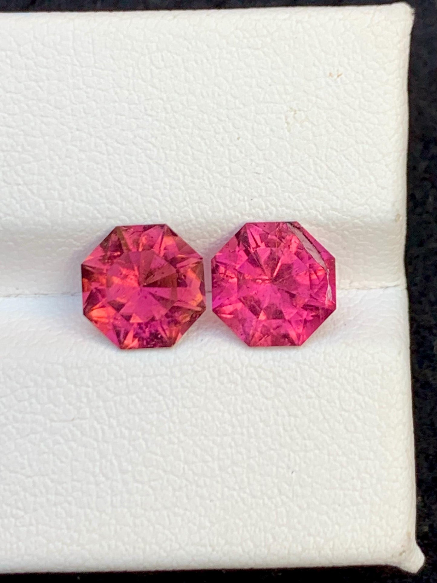 Red Tourmaline Pair Faceted 3.10 ct - Natural Gemstone for Rings