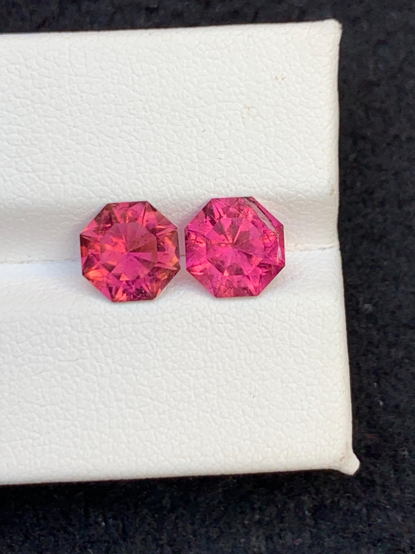 Red Tourmaline Pair Faceted 3.10 ct - Natural Gemstone for Rings