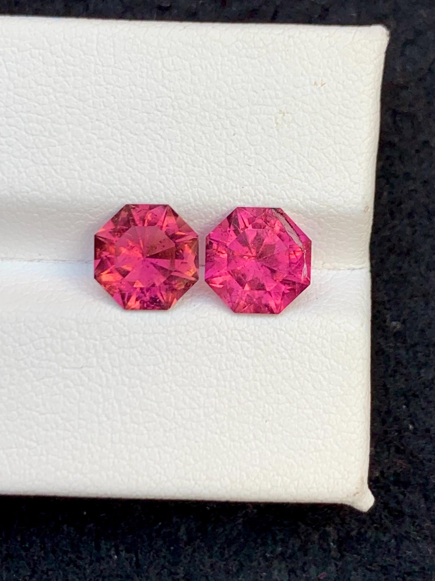 Red Tourmaline Pair Faceted 3.10 ct - Natural Gemstone for Rings