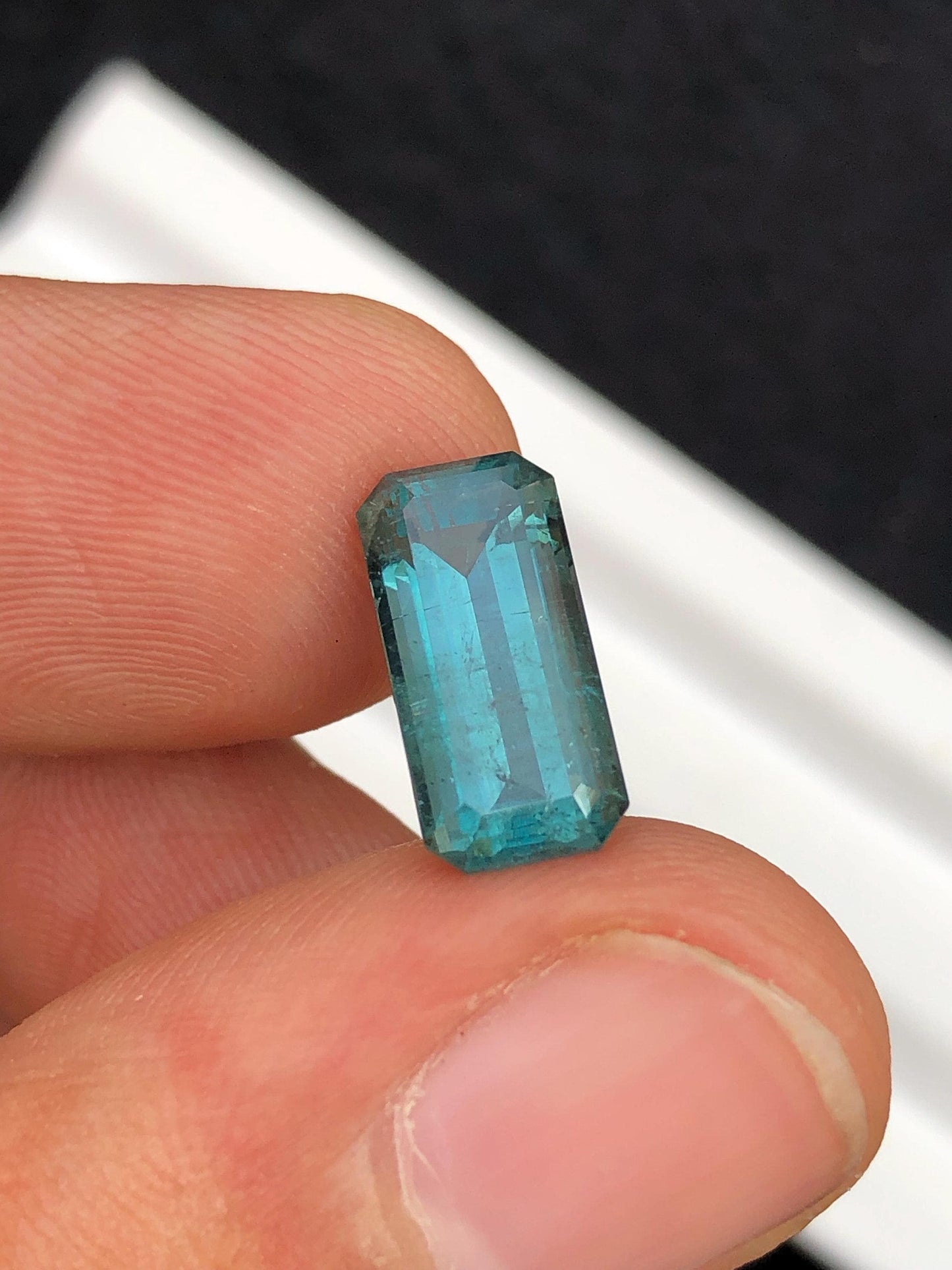 Indicolite Blue Tourmaline Faceted 3.95 ct - Gemstone for Engagement Ring