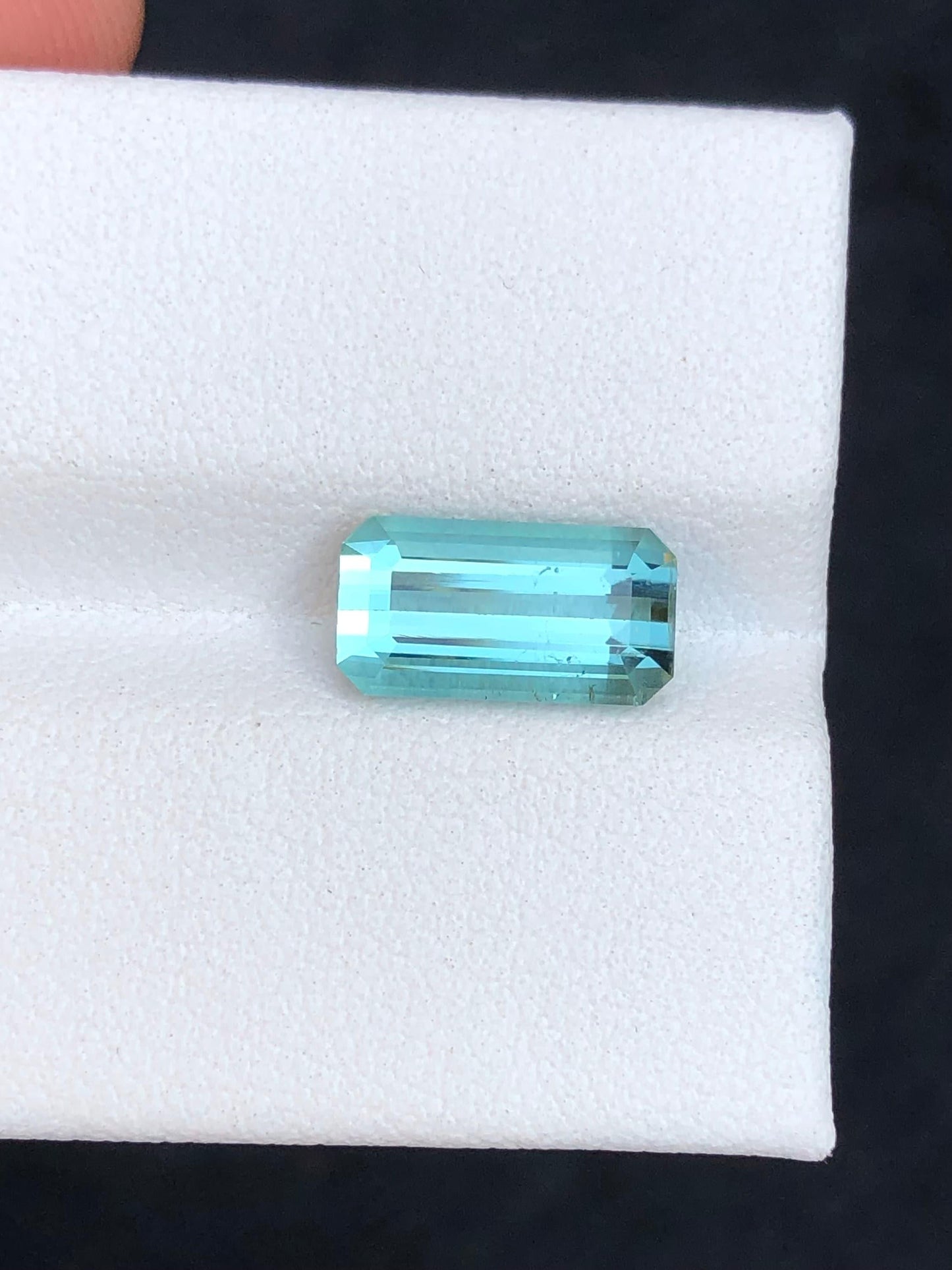 Ocean Blue Tourmaline Faceted 2.40 ct - Gemstone for Rings