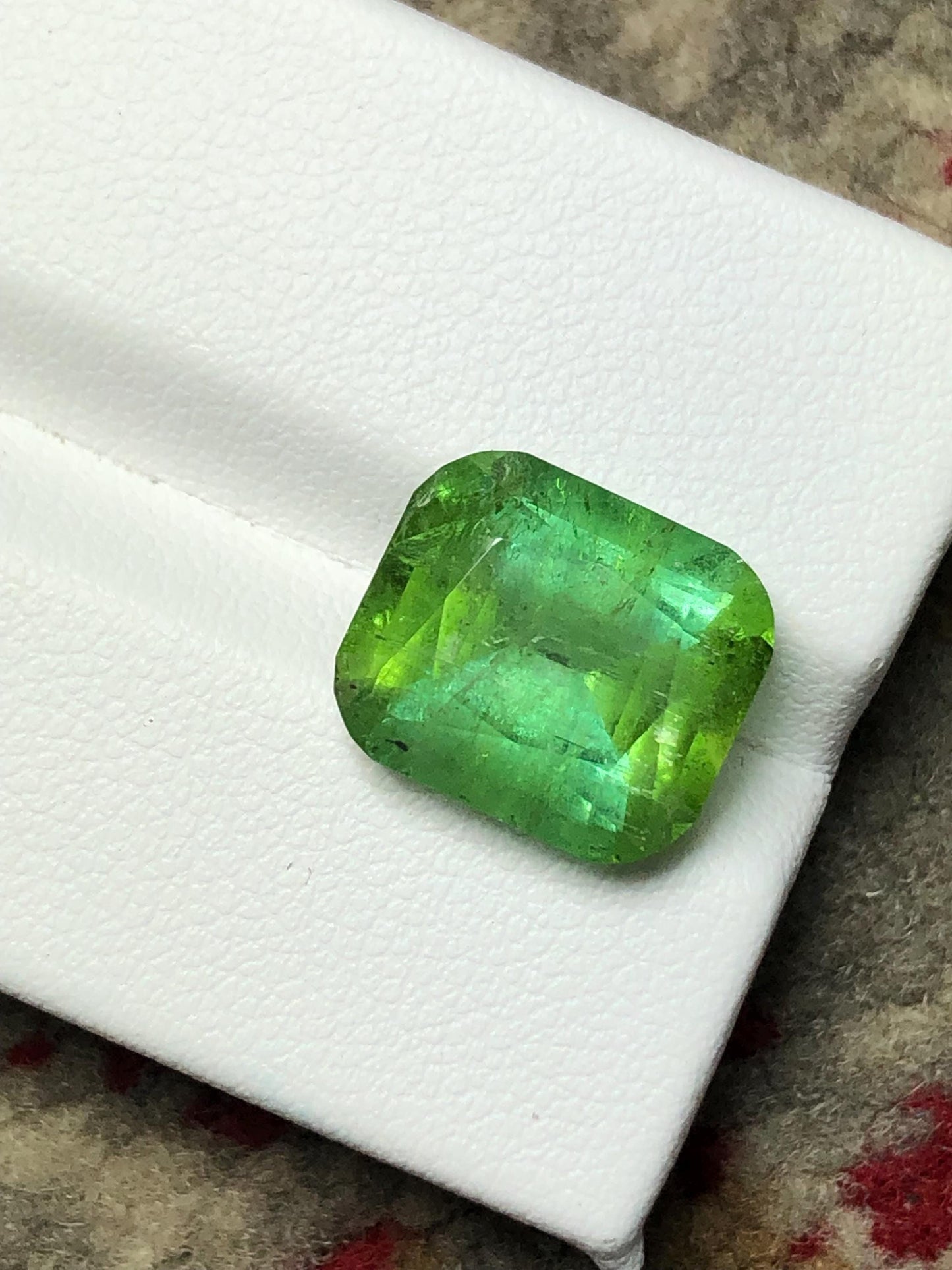 Natural Green Tourmaline Faceted 7.20 ct - Gemstone for Jewelry from Afghanistan