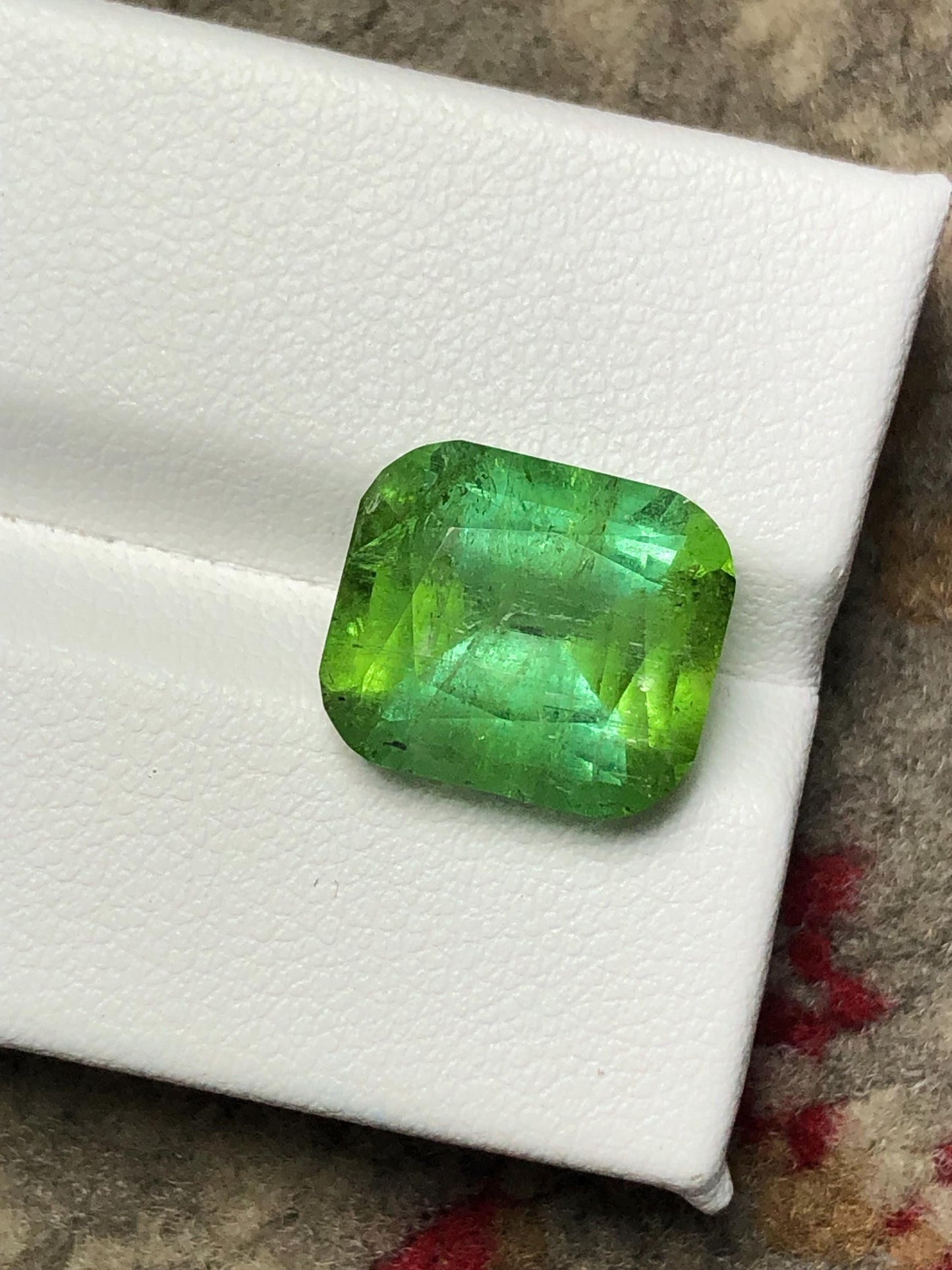 Natural Green Tourmaline Faceted 7.20 ct - Gemstone for Jewelry from Afghanistan