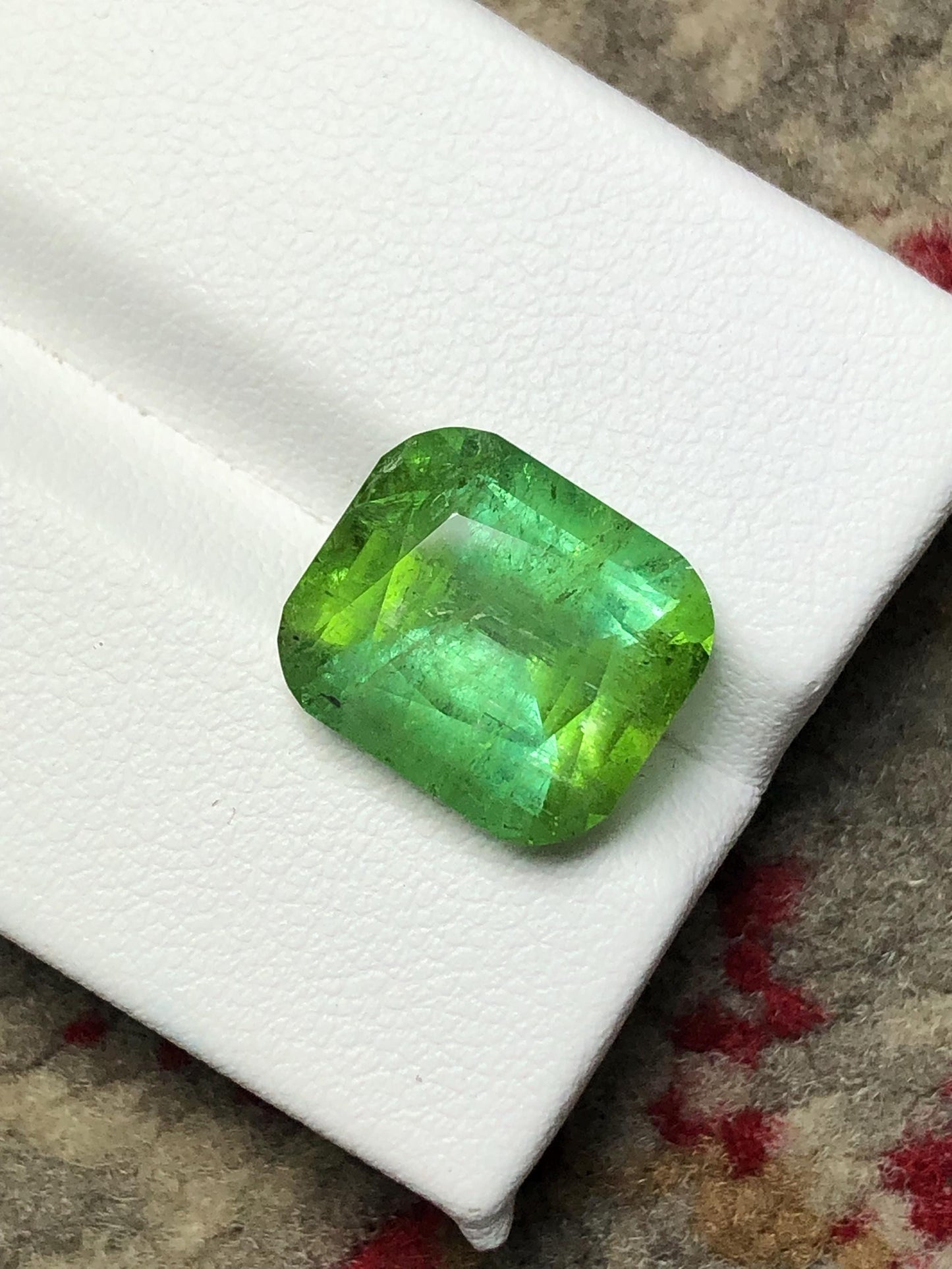 Natural Green Tourmaline Faceted 7.20 ct - Gemstone for Jewelry from Afghanistan