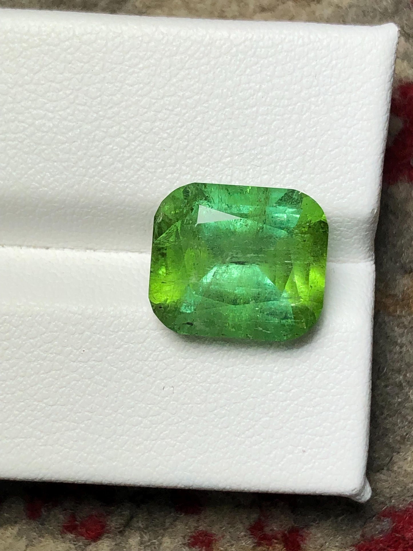Natural Green Tourmaline Faceted 7.20 ct - Gemstone for Jewelry from Afghanistan