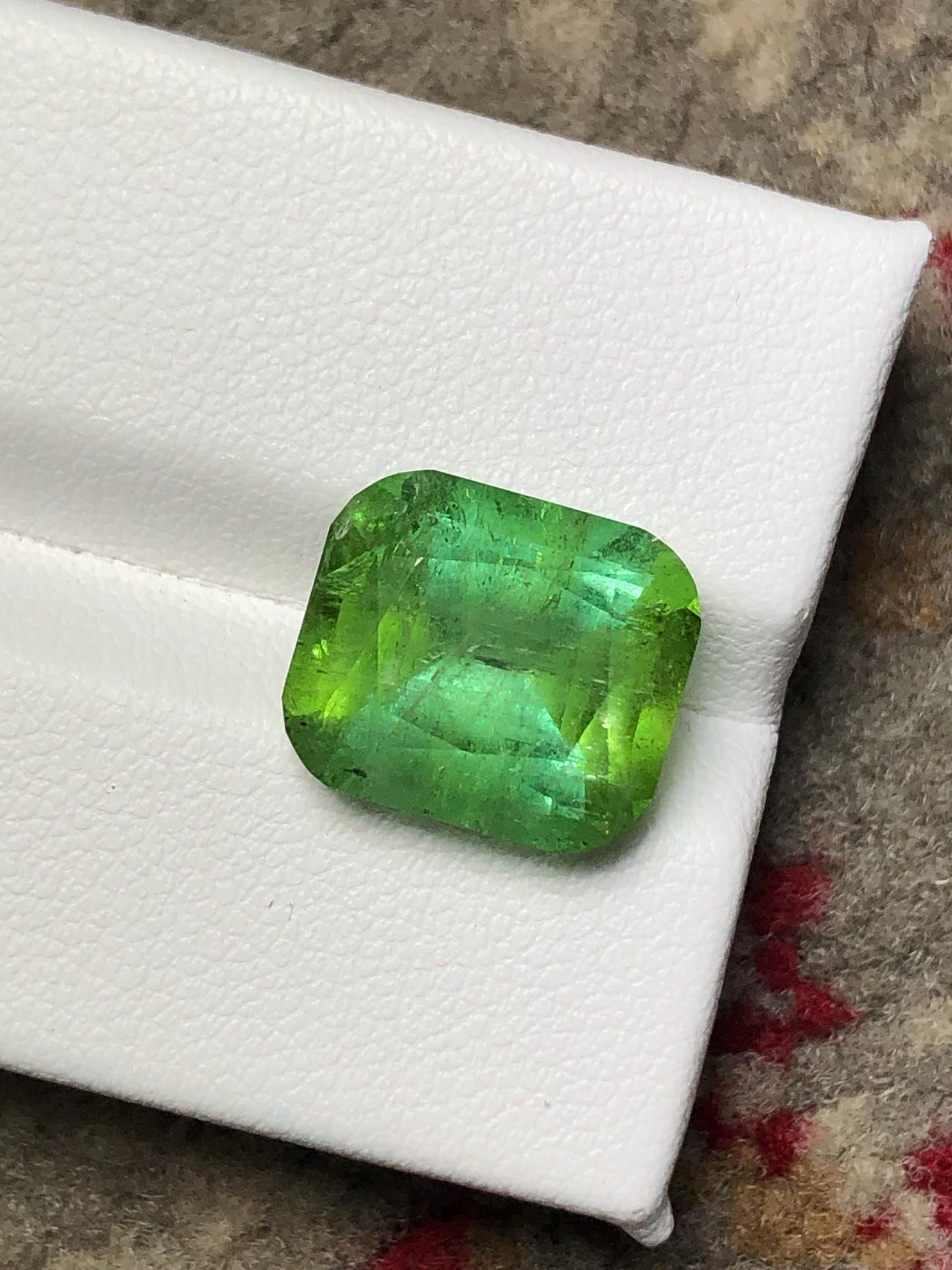 Natural Green Tourmaline Faceted 7.20 ct - Gemstone for Jewelry from Afghanistan