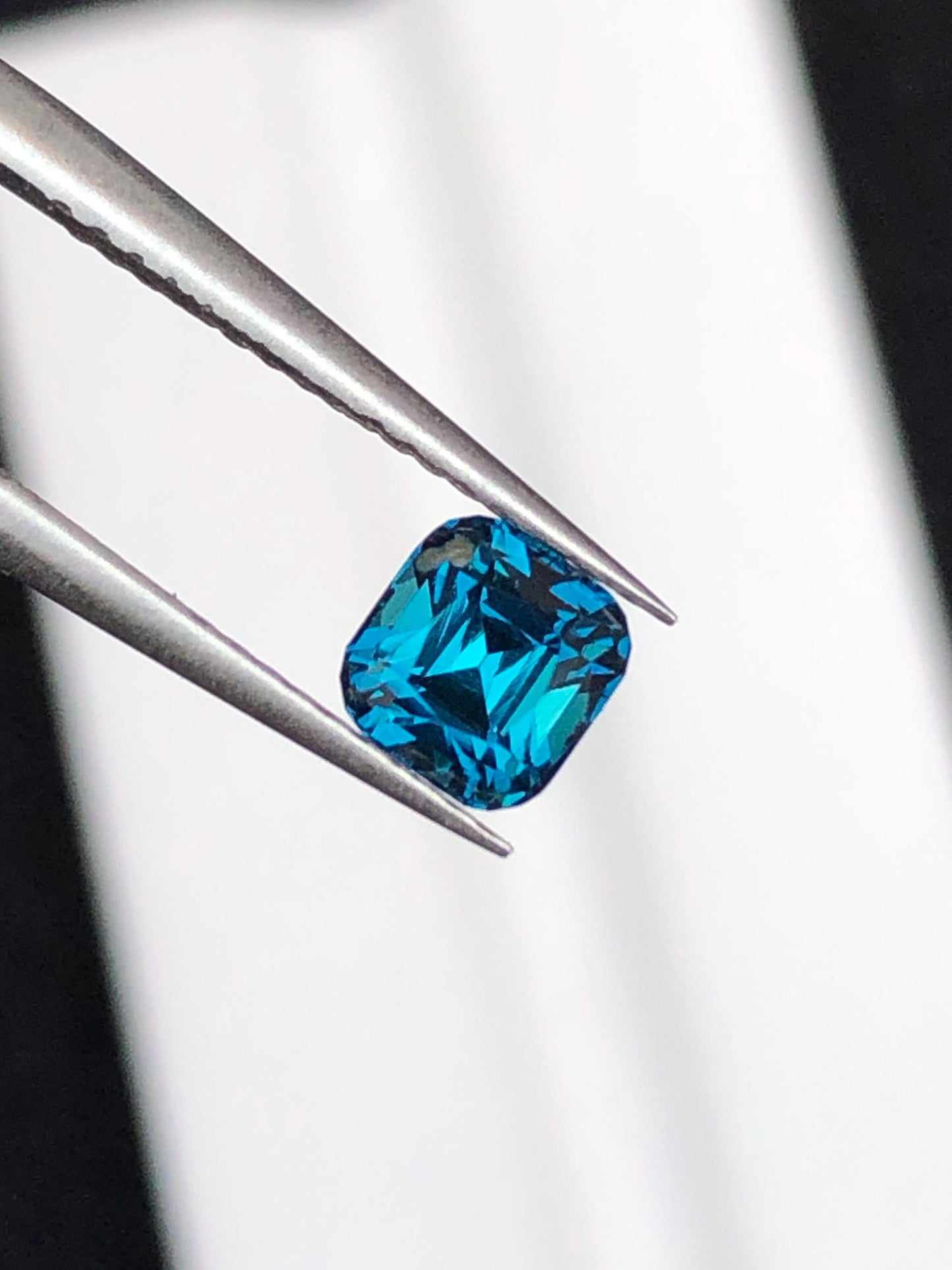 Natural Ink Blue Tourmaline Faceted 1 ct - Gemstone for Jewelry from Afghanistan