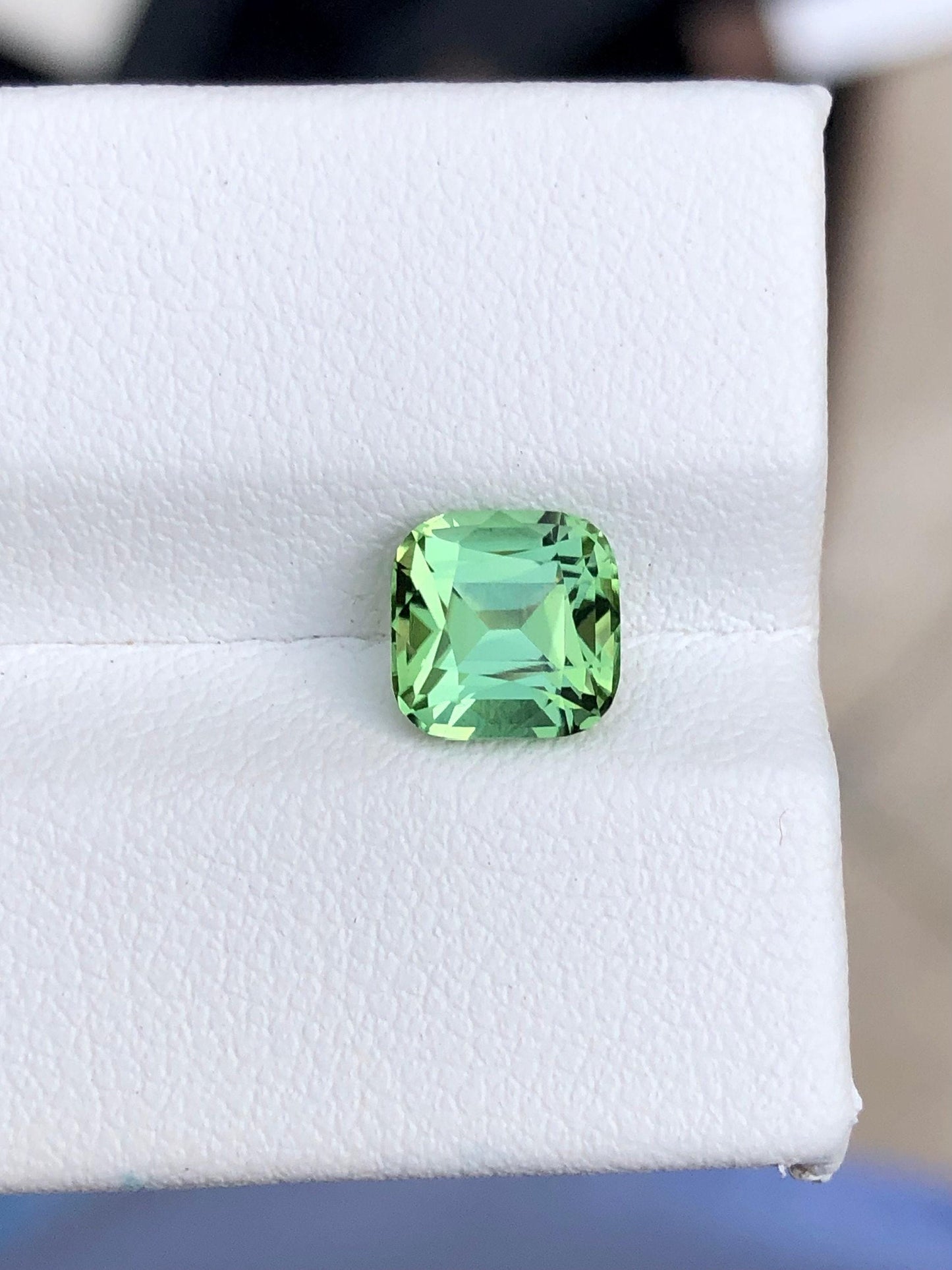 Mint Green Tourmaline Faceted 1.90 ct - Natural Gemstone for Jewelry