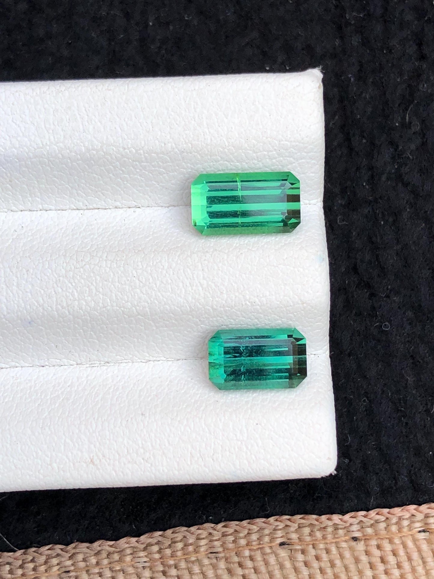 Natural Blue Green Tourmaline Faceted - Gemstone for Jewelry