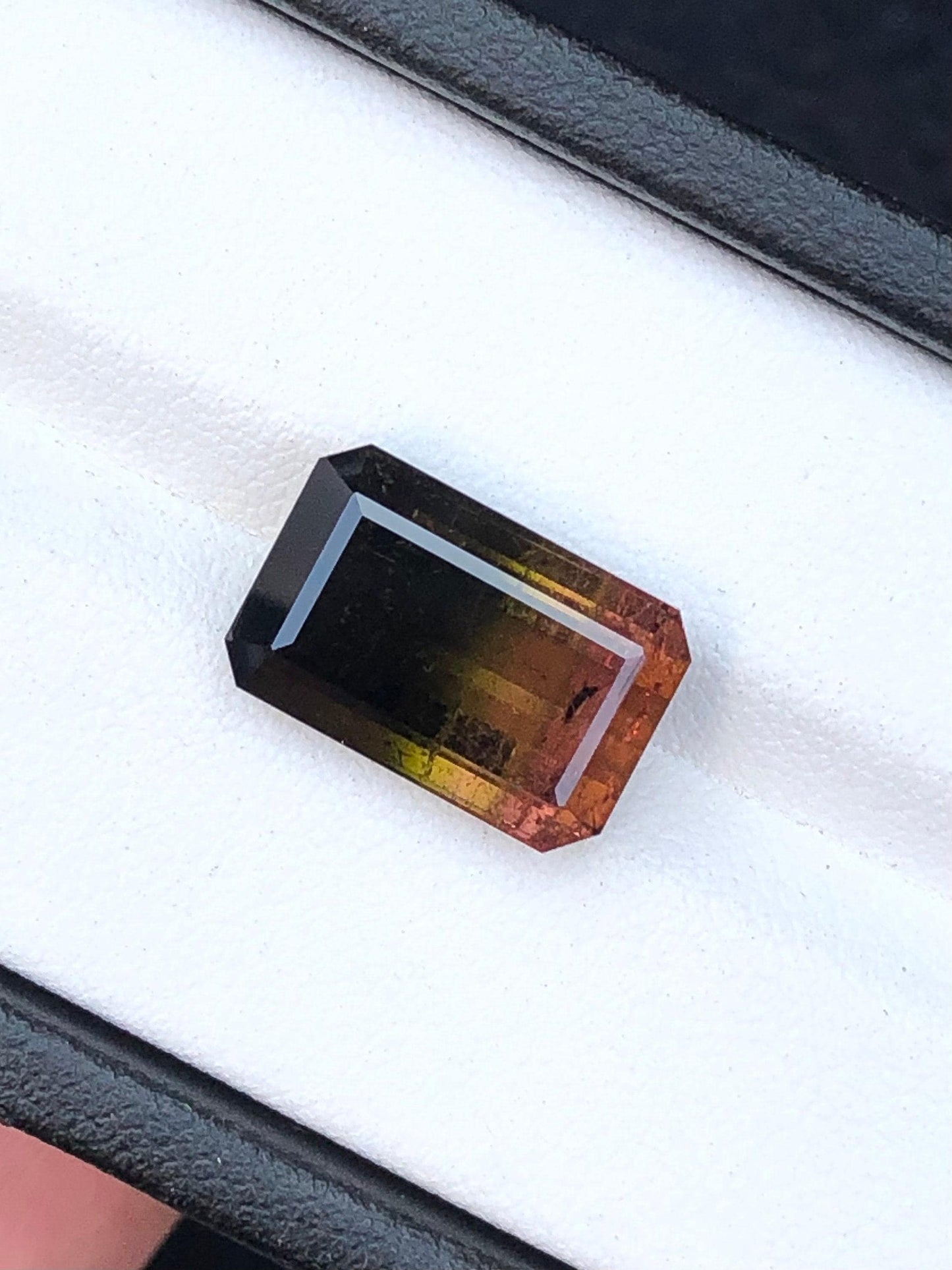 Bi Colour Tourmaline Faceted 8.55 ct - Natural Gemstone for Jewelry