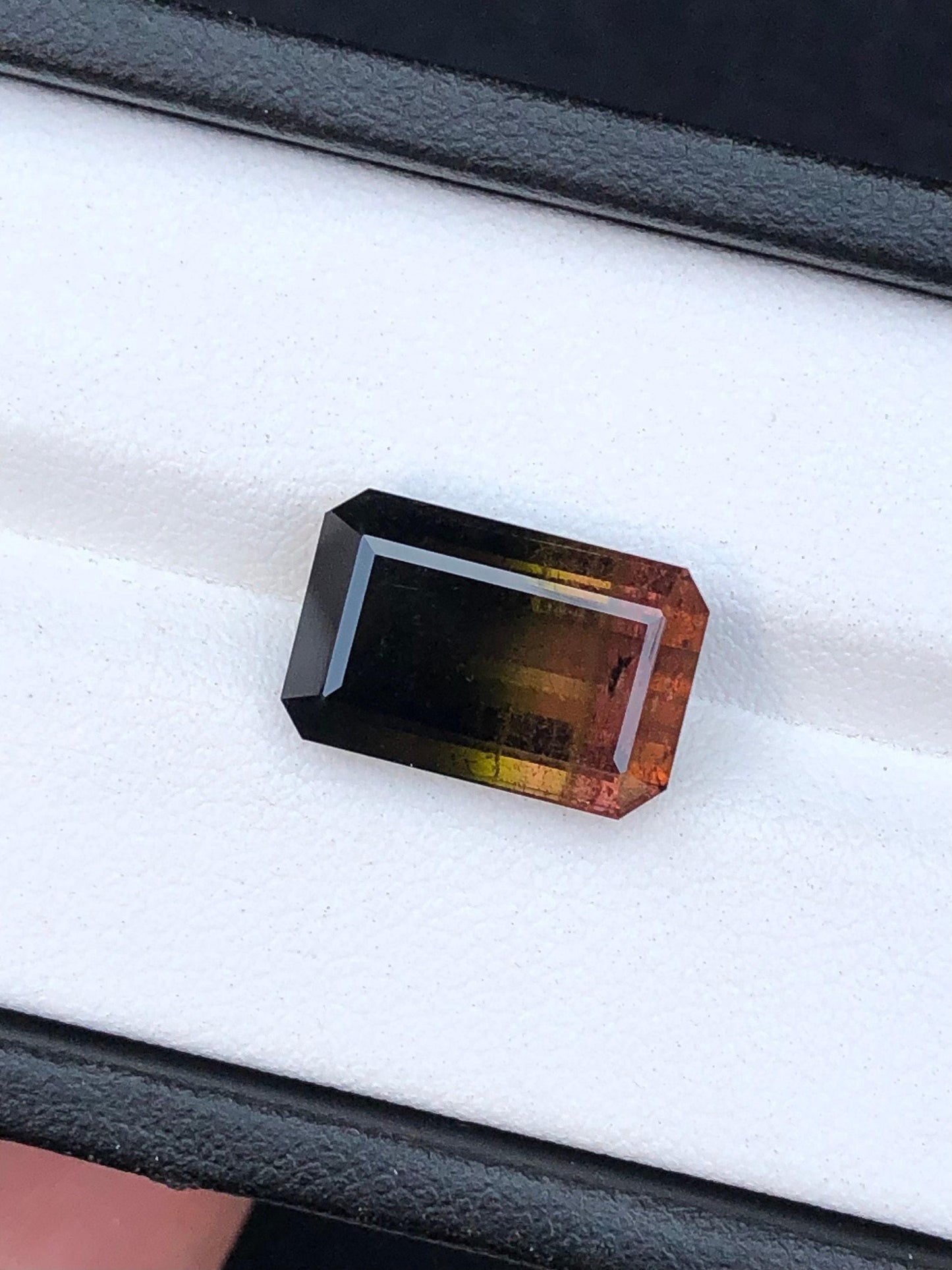 Bi Colour Tourmaline Faceted 8.55 ct - Natural Gemstone for Jewelry