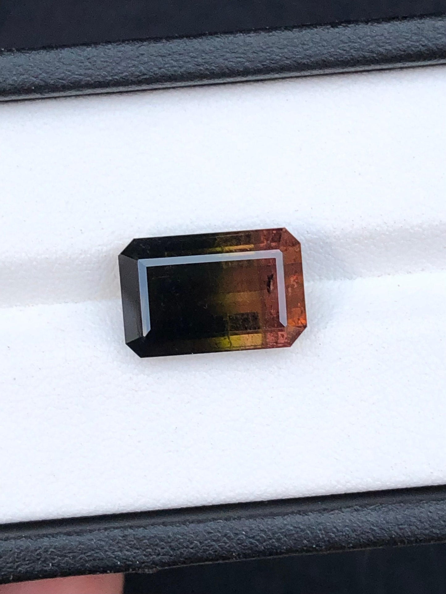 Bi Colour Tourmaline Faceted 8.55 ct - Natural Gemstone for Jewelry