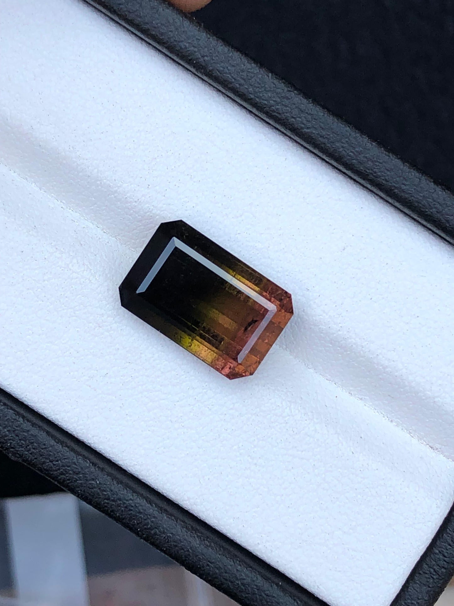 Bi Colour Tourmaline Faceted 8.55 ct - Natural Gemstone for Jewelry