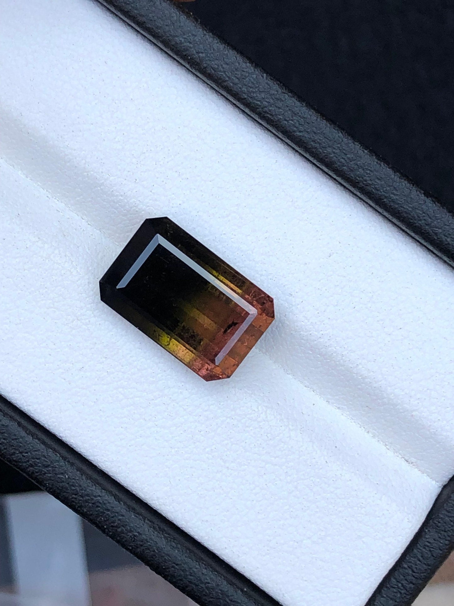 Bi Colour Tourmaline Faceted 8.55 ct - Natural Gemstone for Jewelry