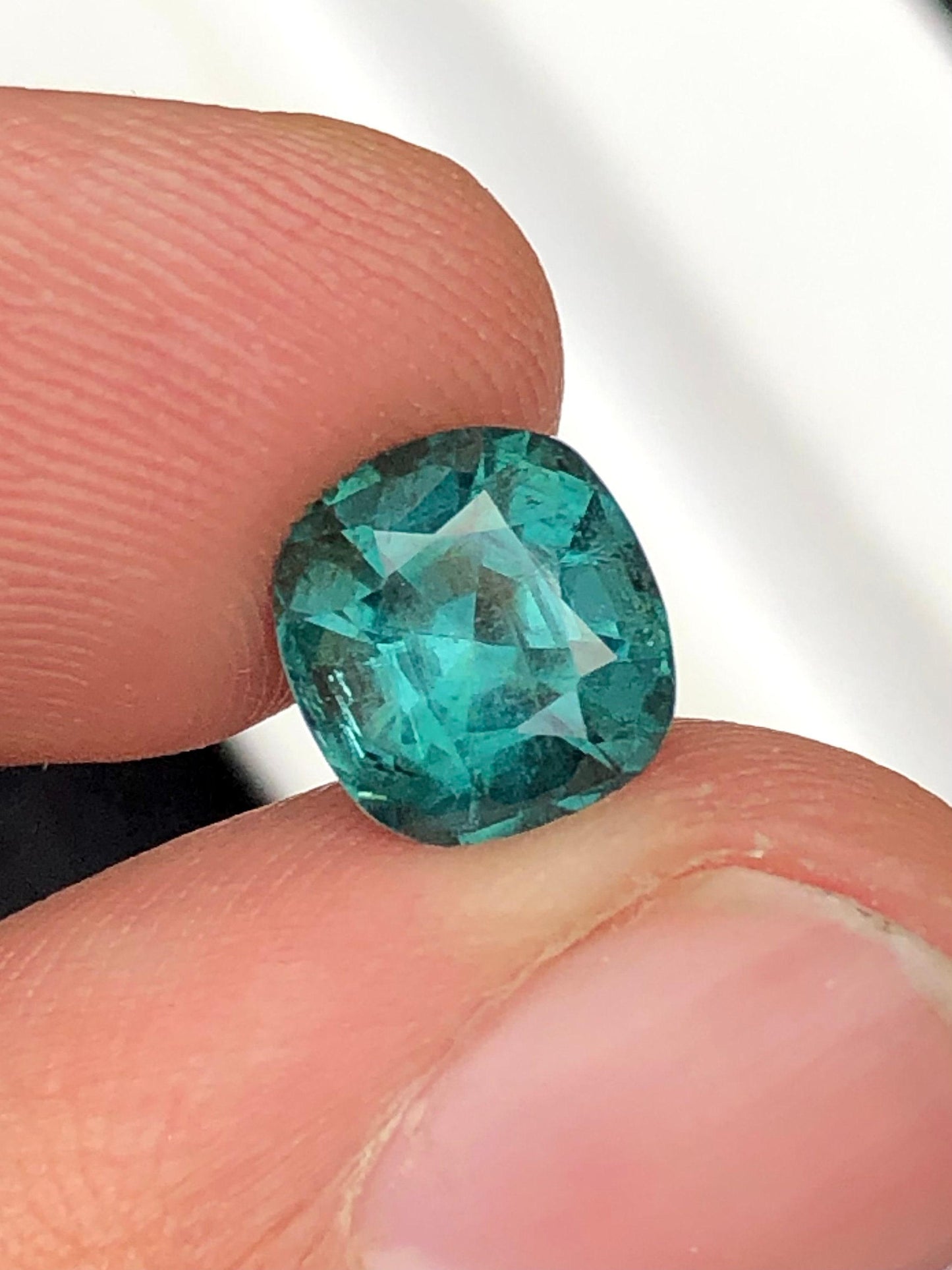 Blue Tourmaline Faceted 2.30 ct - Natural Gemstone for Jewelry from Afghanistan