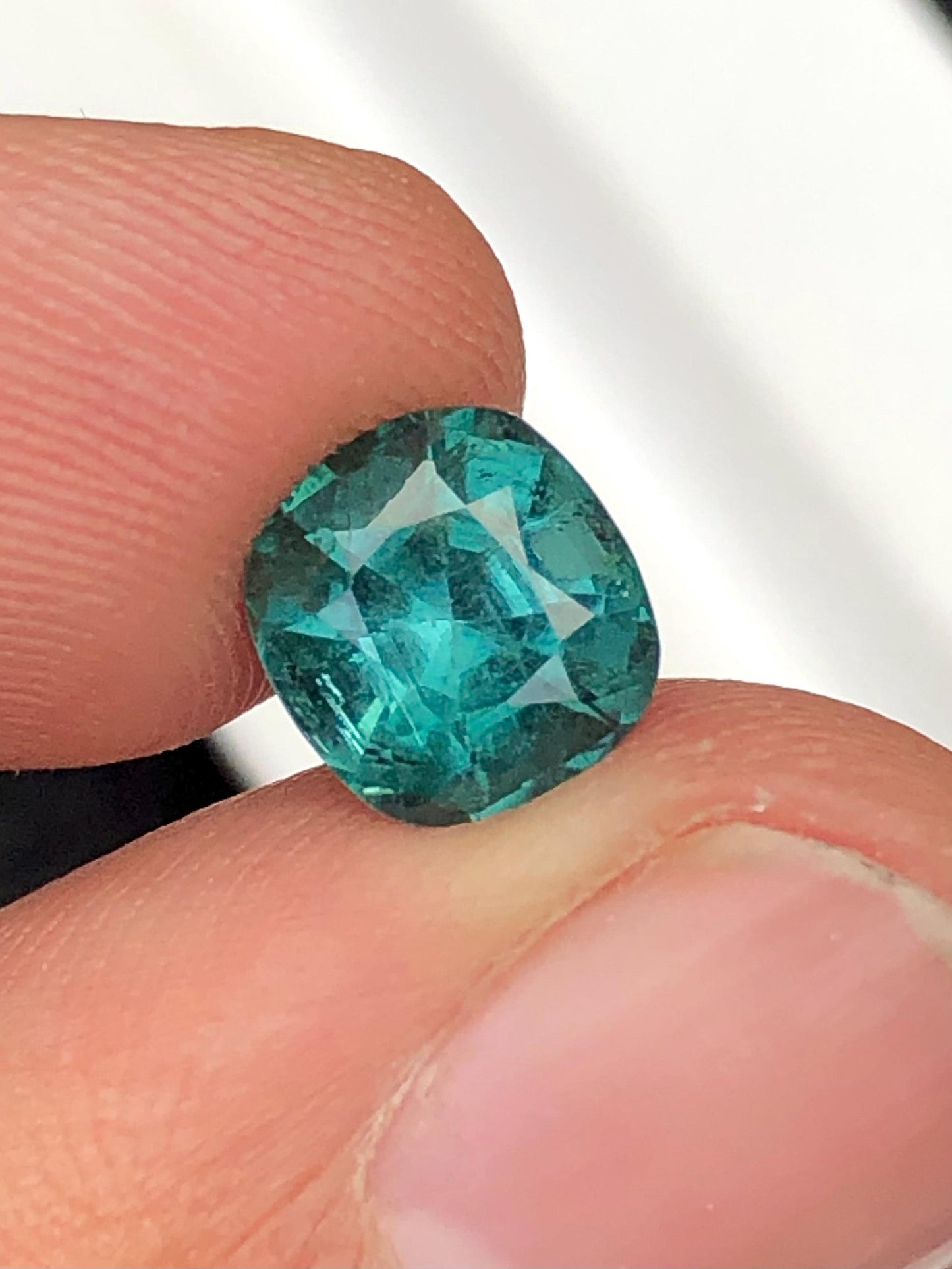 Blue Tourmaline Faceted 2.30 ct - Natural Gemstone for Jewelry from Afghanistan