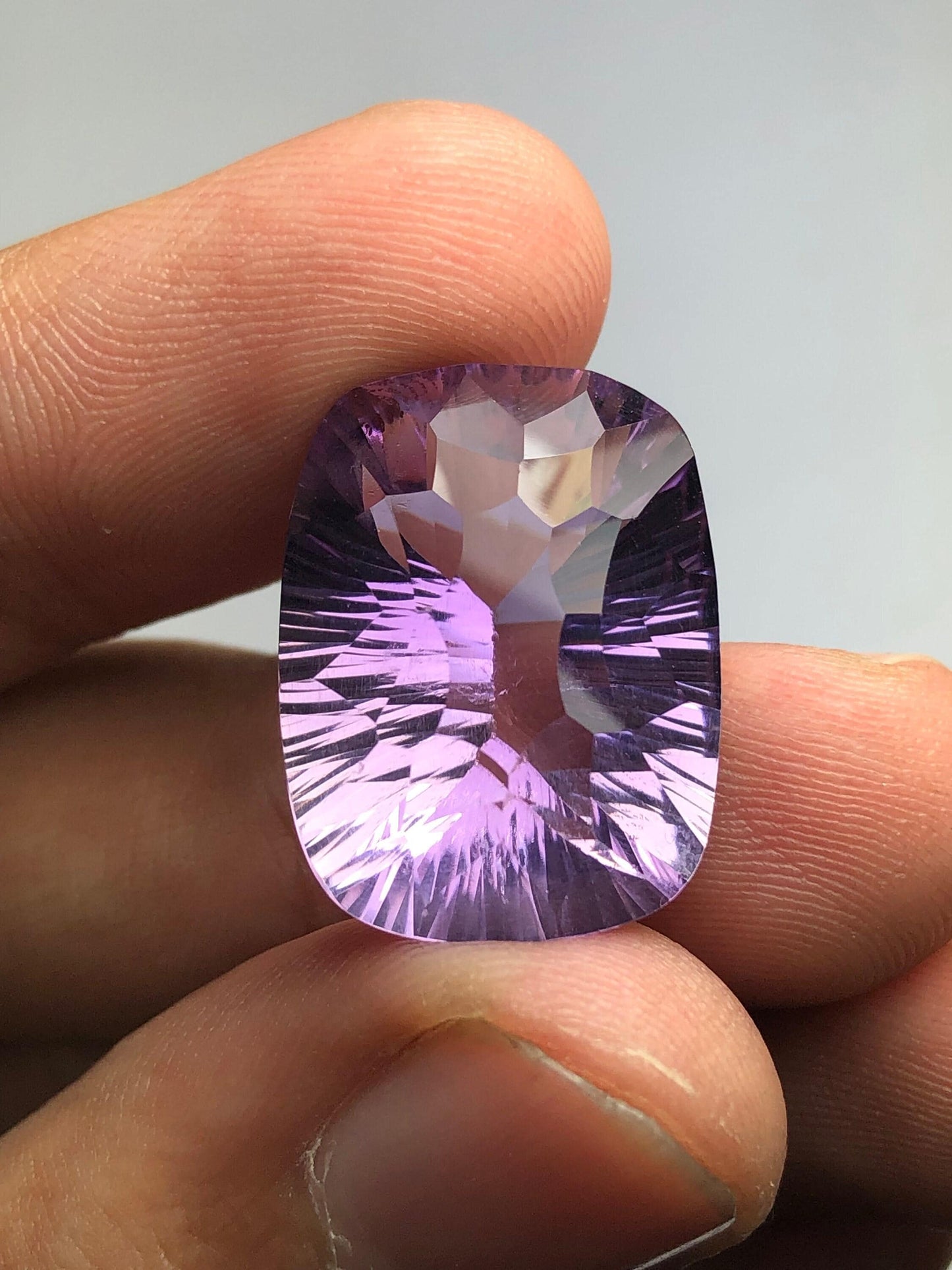 Amethyst Faceted 20.60 ct - Deep Violet Gem for Luxury Jewelry
